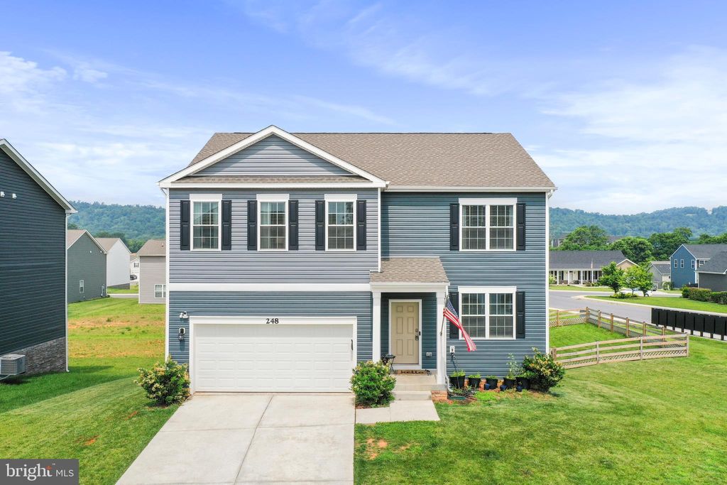 Photo of 248 Aylesbury Lane, MARTINSBURG, WV 25403 (MLS # WVBE2044900)