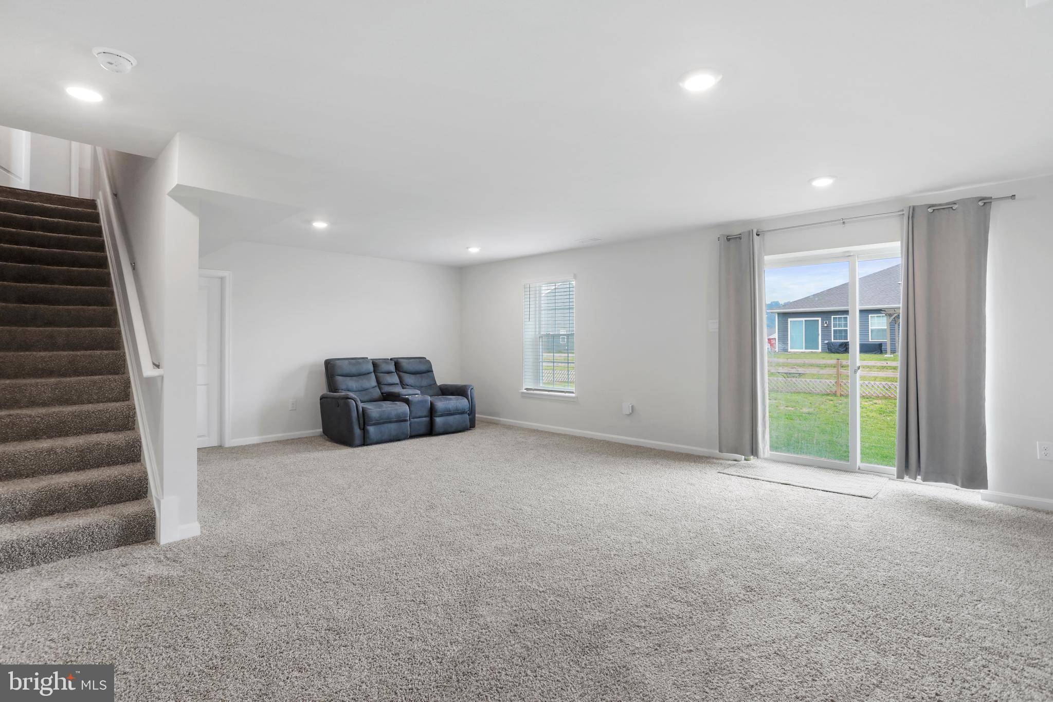 RED HILL - Residential