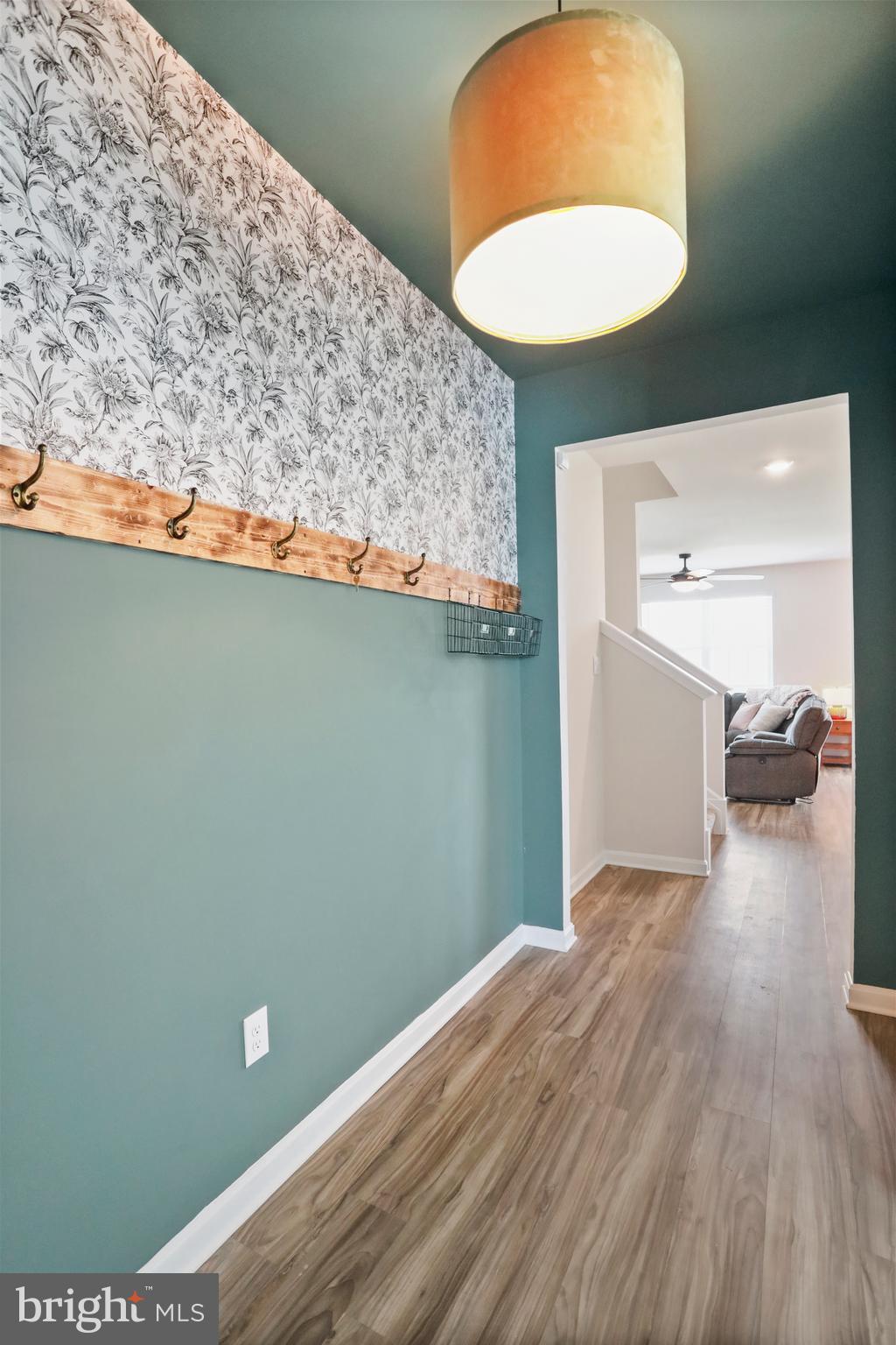 RED HILL - Residential