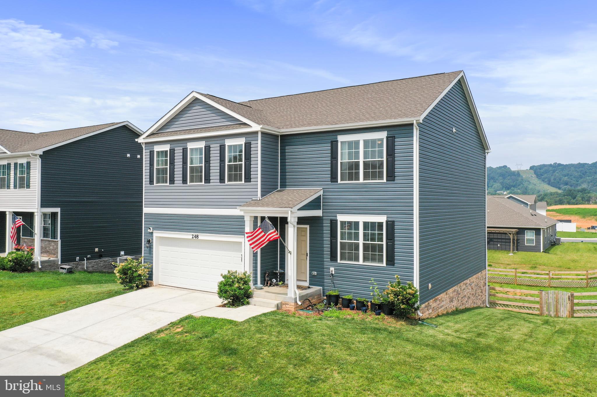 RED HILL - Residential