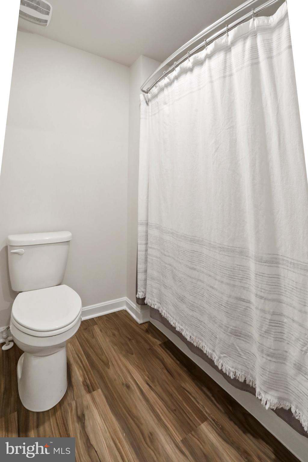 RED HILL - Residential