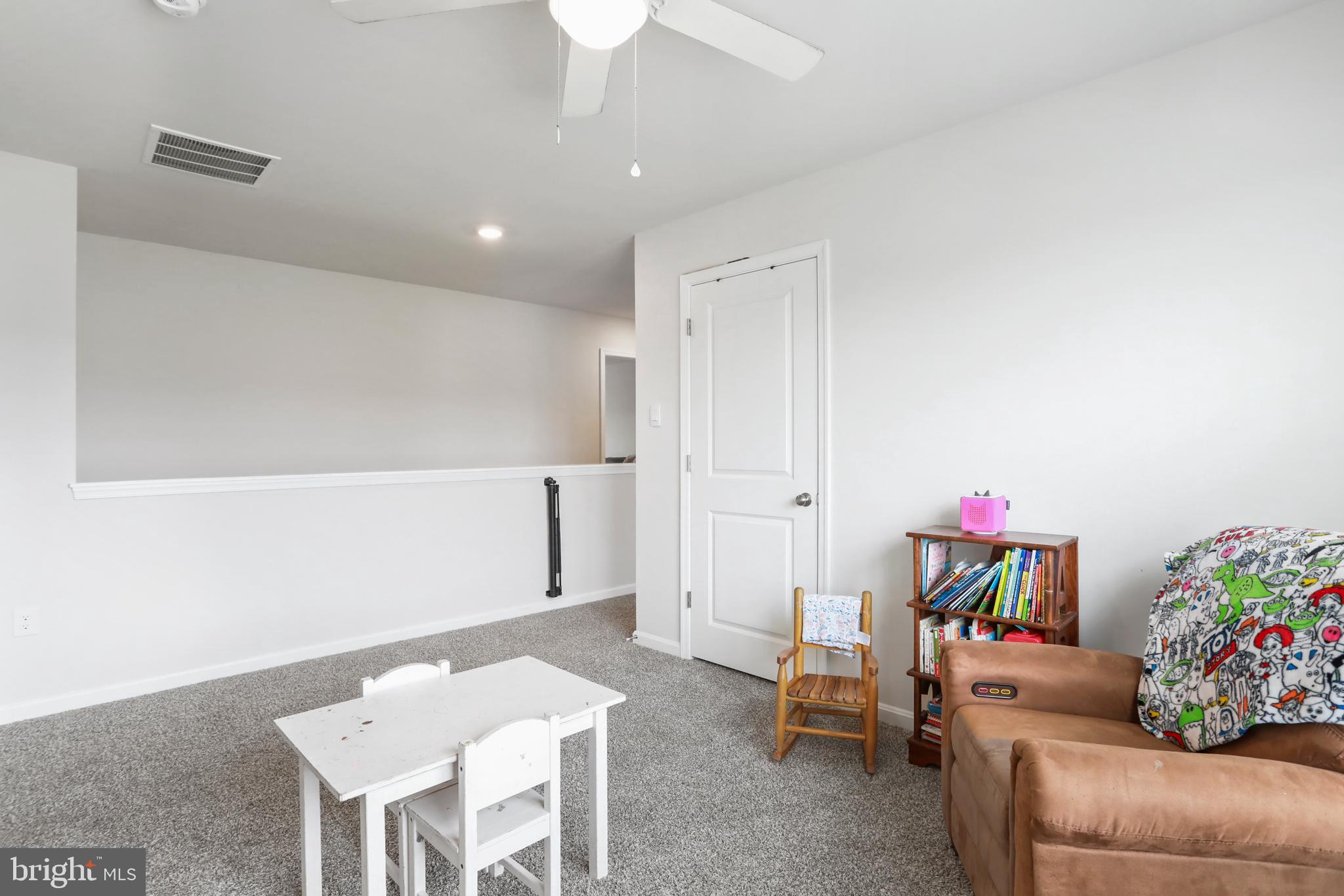 RED HILL - Residential