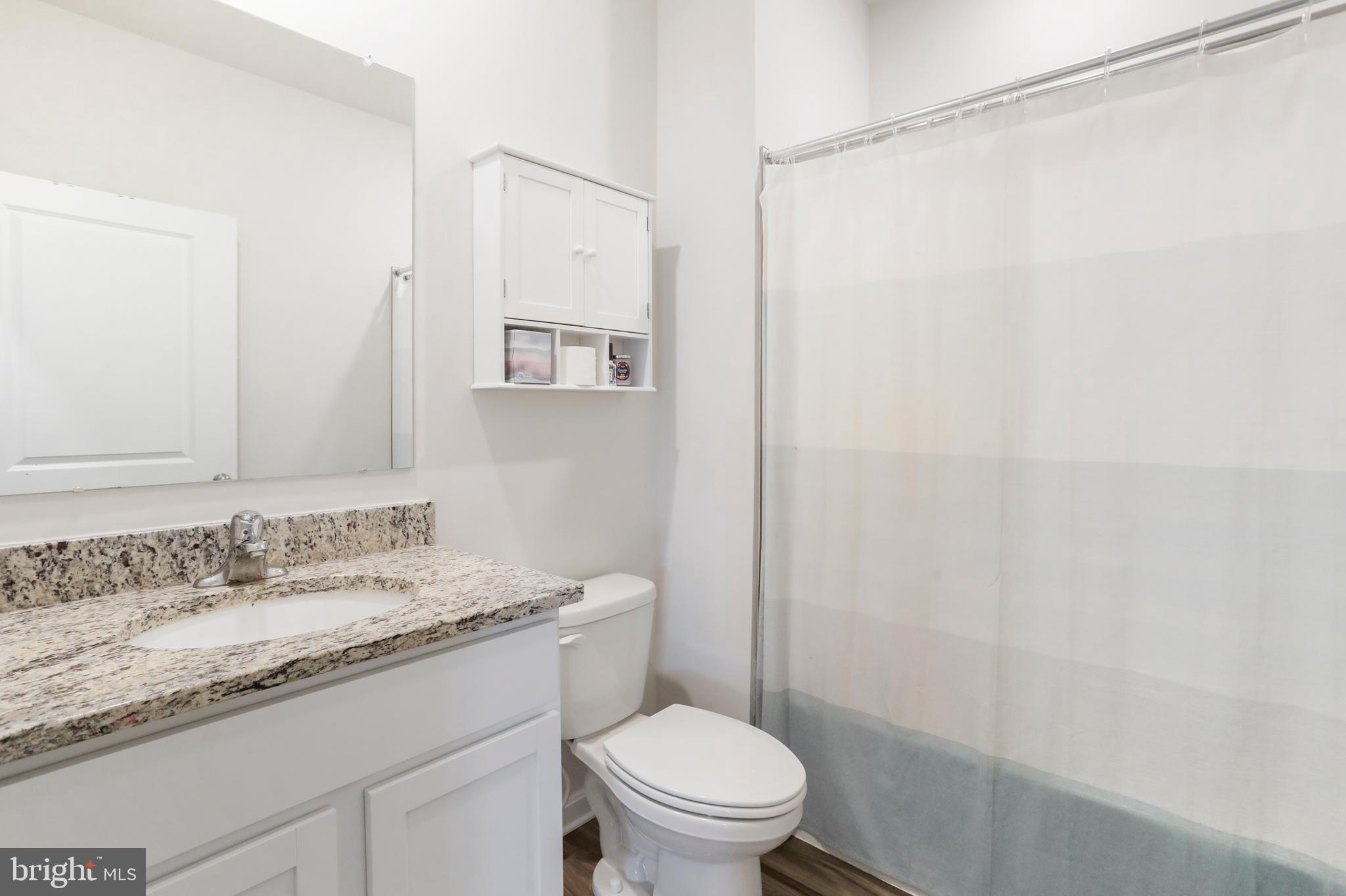 RED HILL - Residential