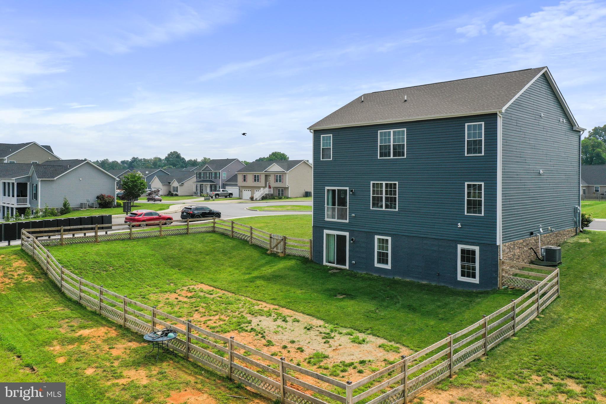 RED HILL - Residential