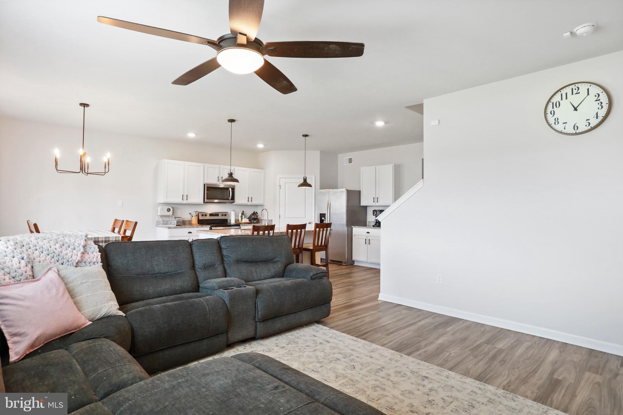 RED HILL - Residential