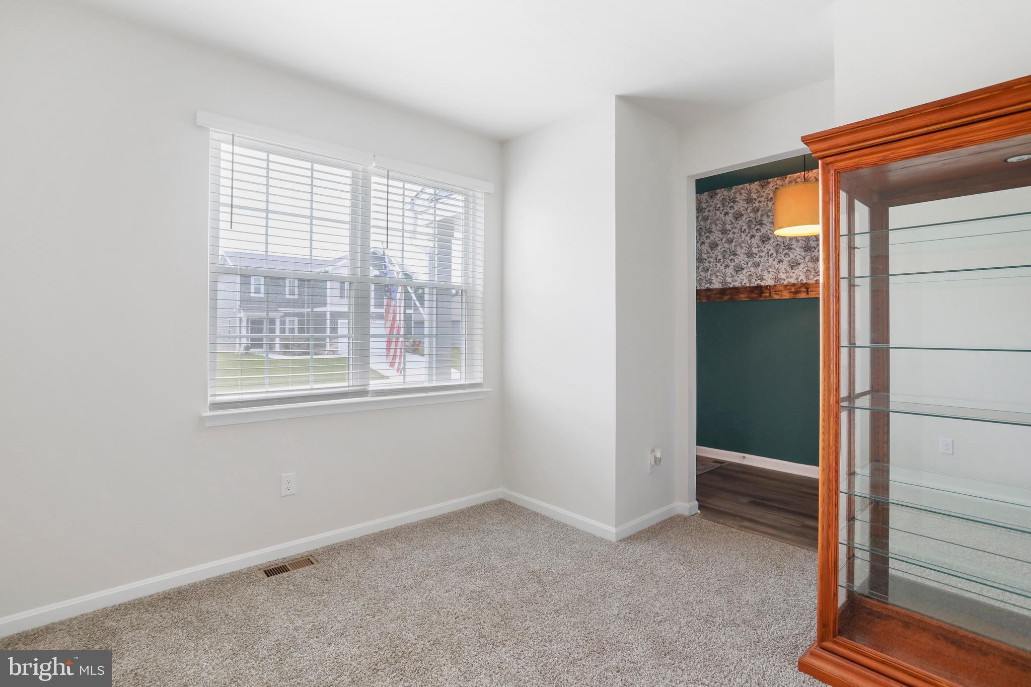 RED HILL - Residential