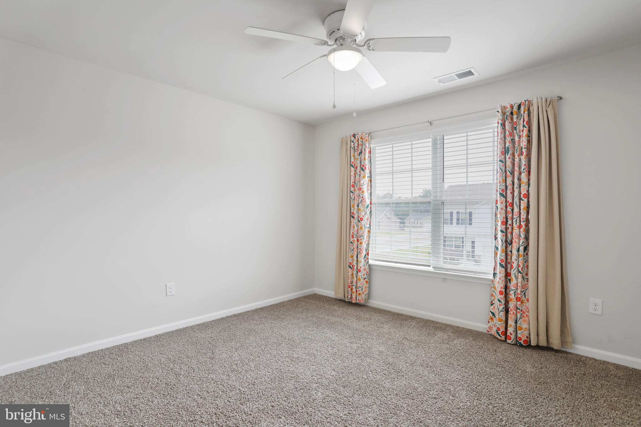 RED HILL - Residential