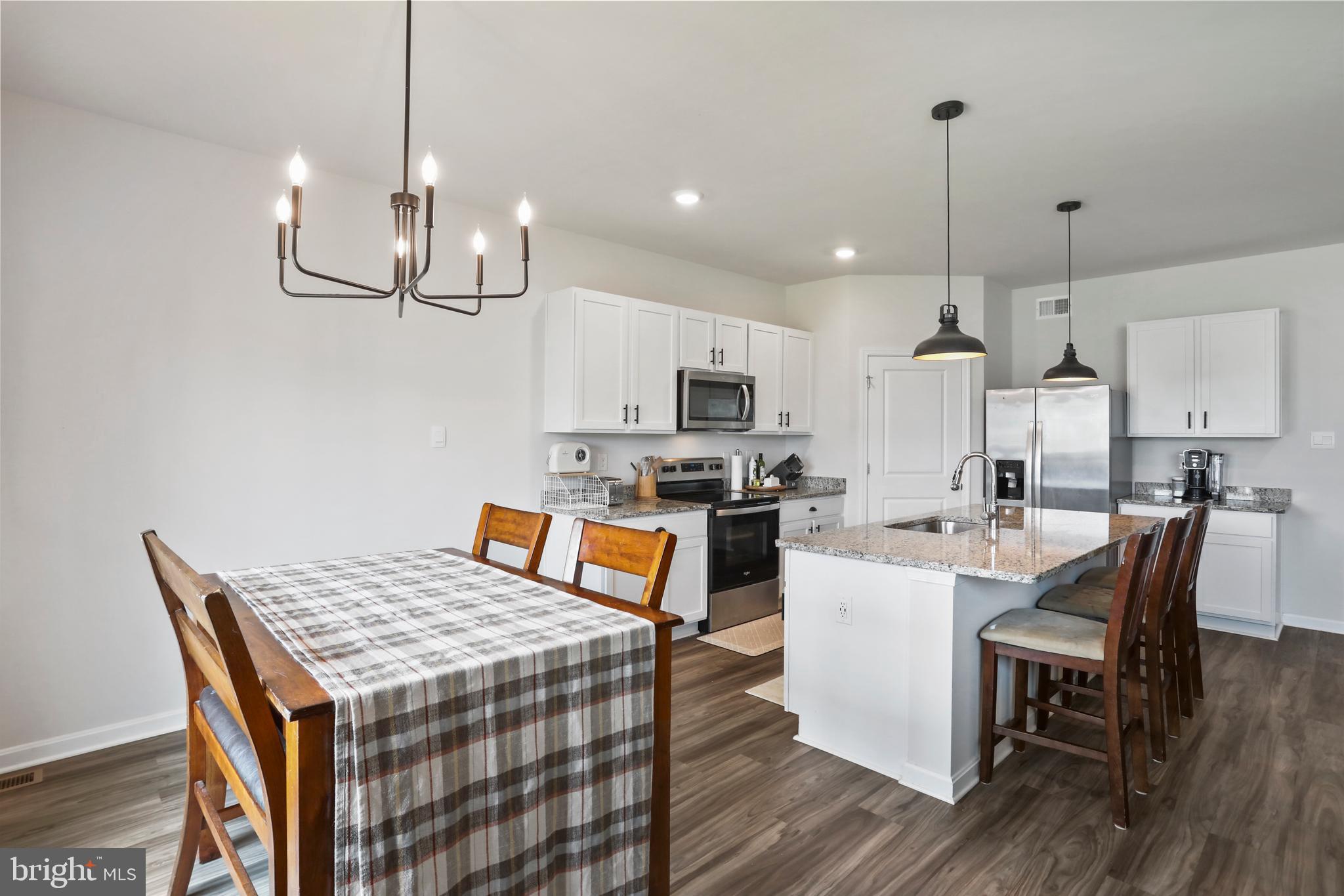 RED HILL - Residential