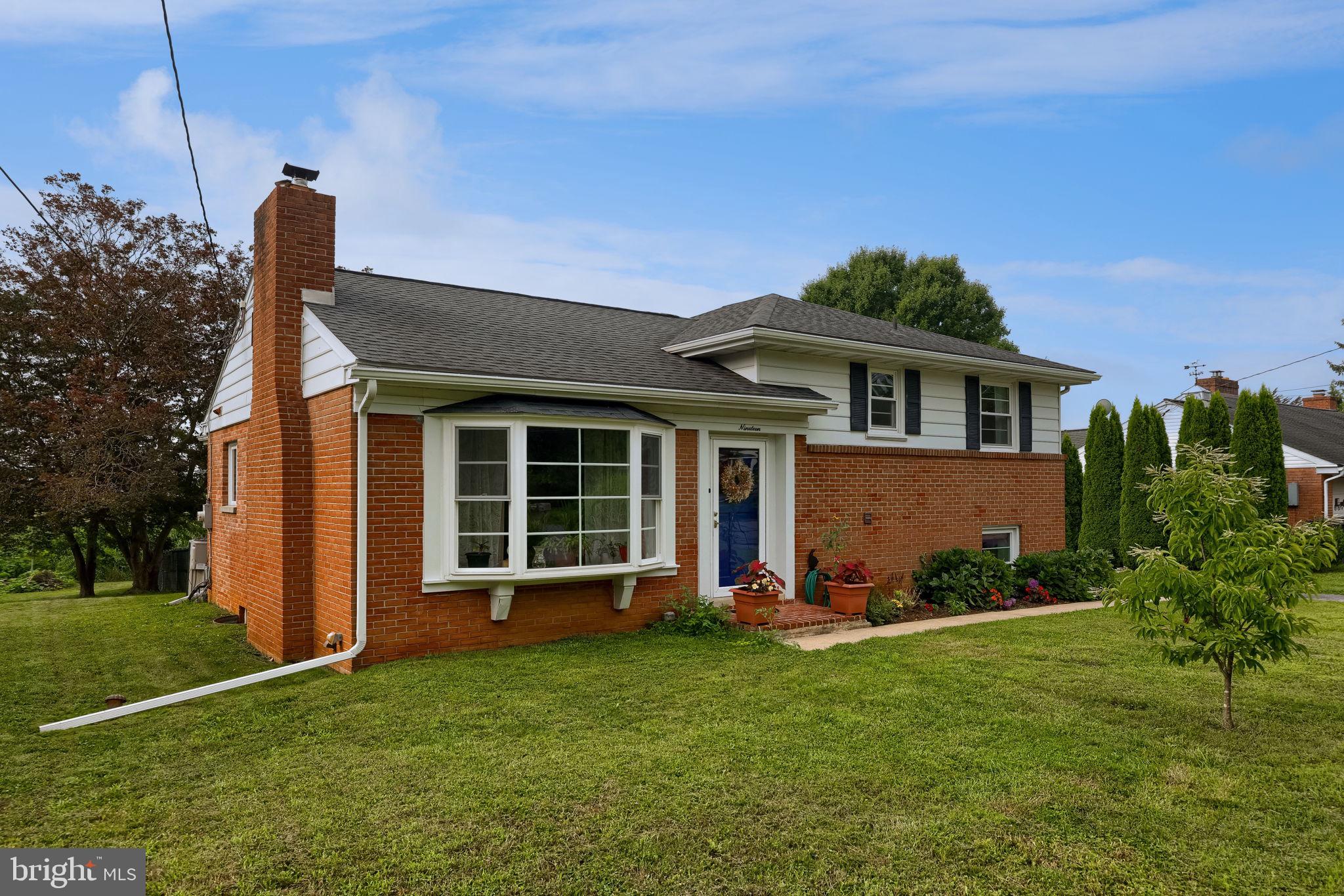 19 PLEASANT DRIVE