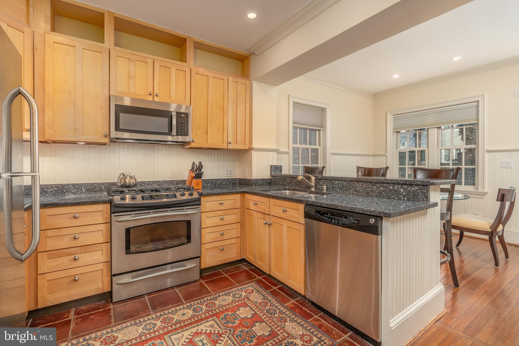 CAPITOL HILL - Residential