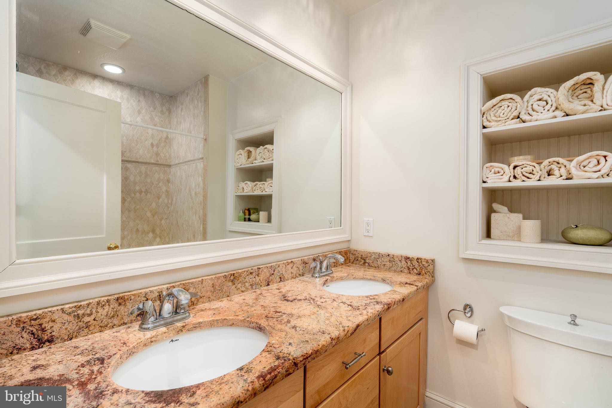 CAPITOL HILL - Residential