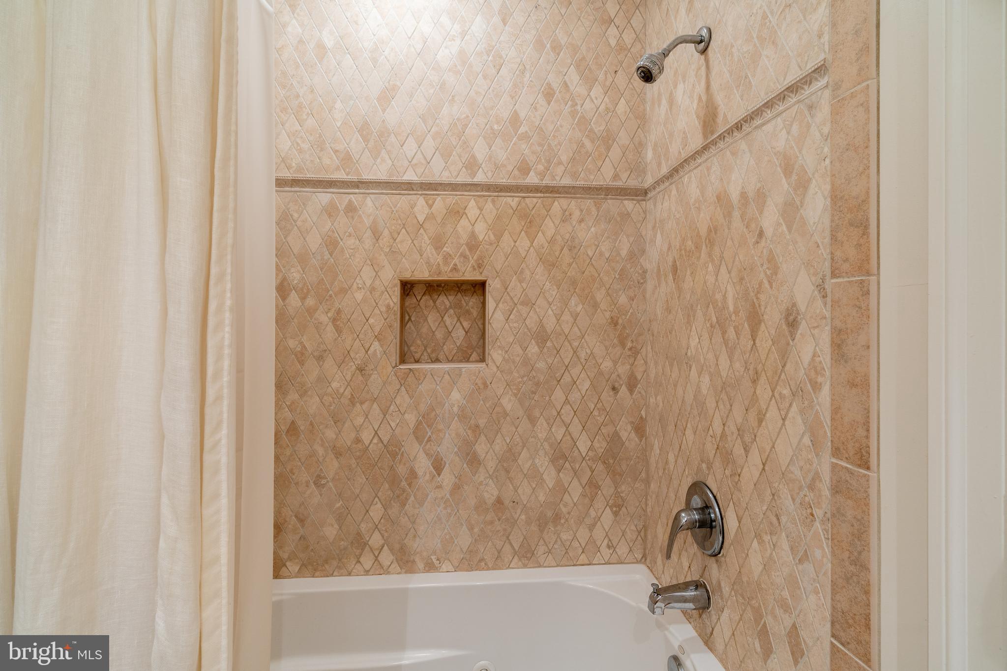 CAPITOL HILL - Residential