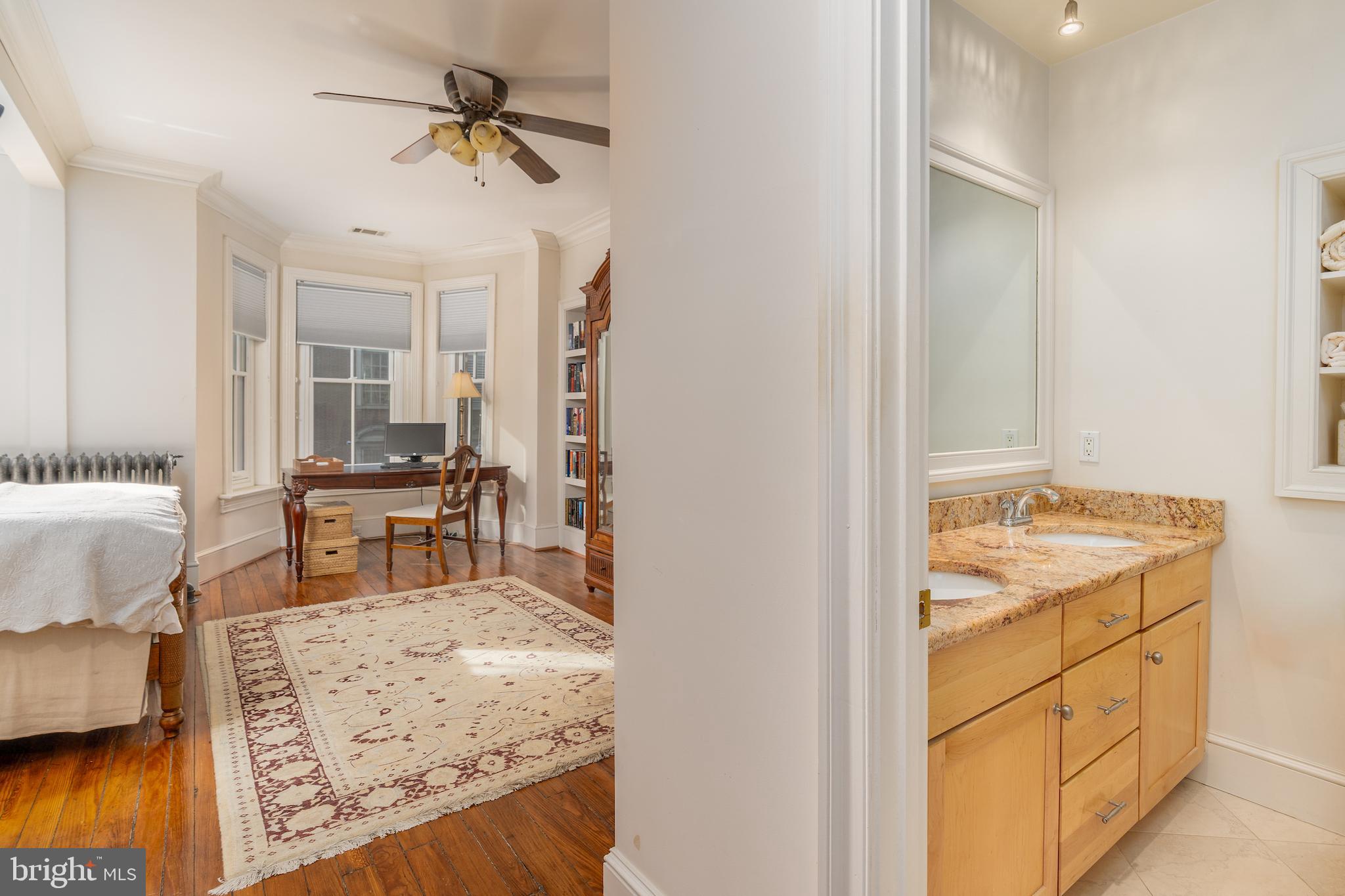 CAPITOL HILL - Residential