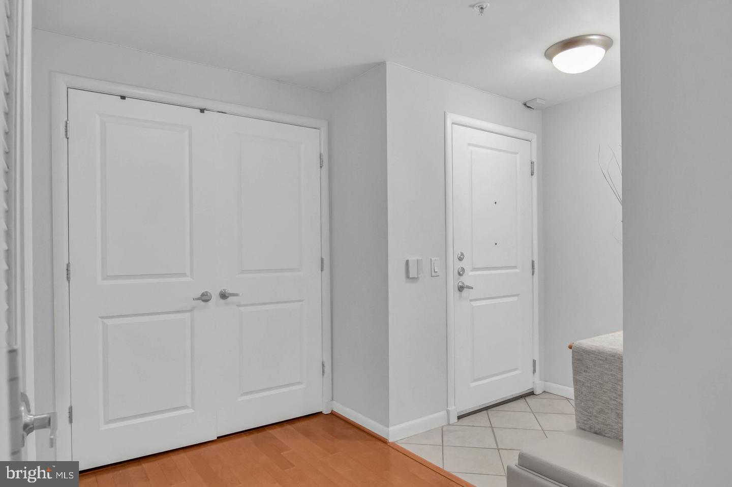 CLARENDON 1021 - Residential Lease