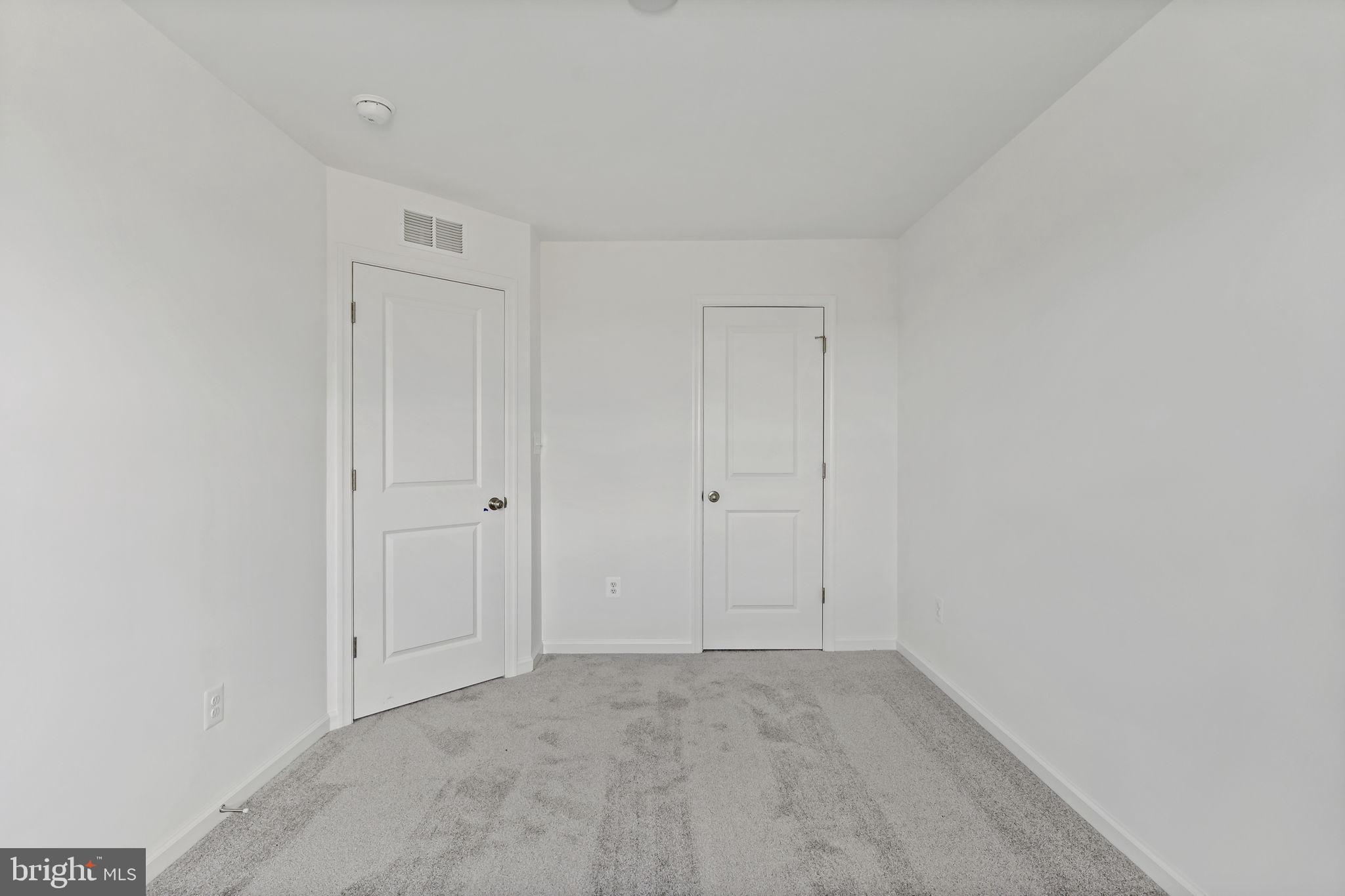 SOUTH BROOK - Residential