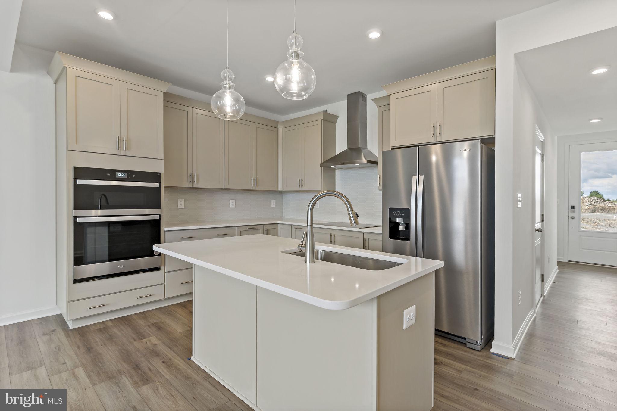 SOUTH BROOK - Residential