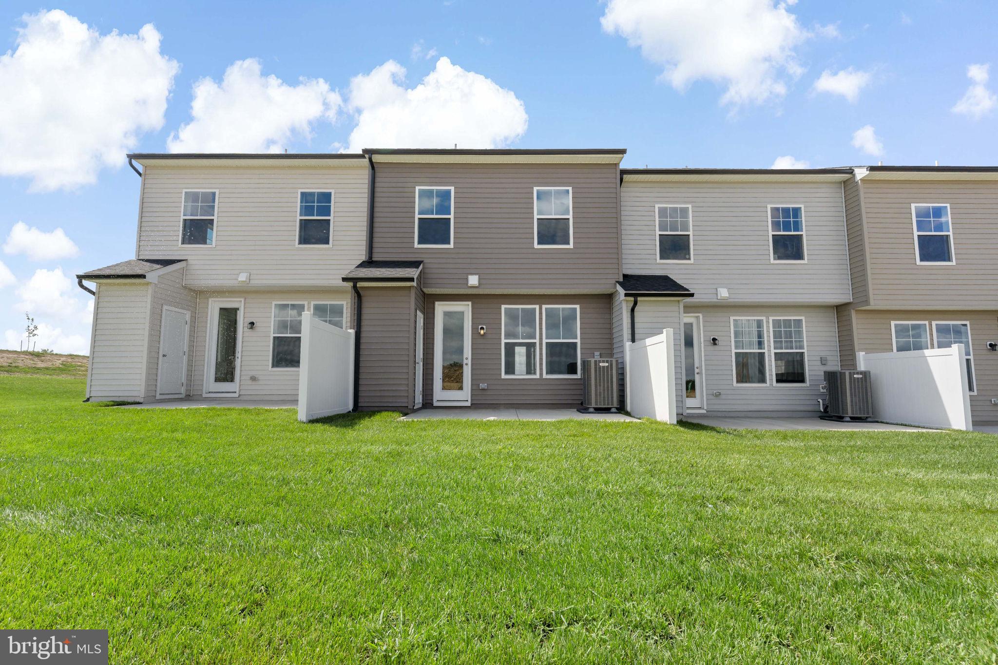 SOUTH BROOK - Residential