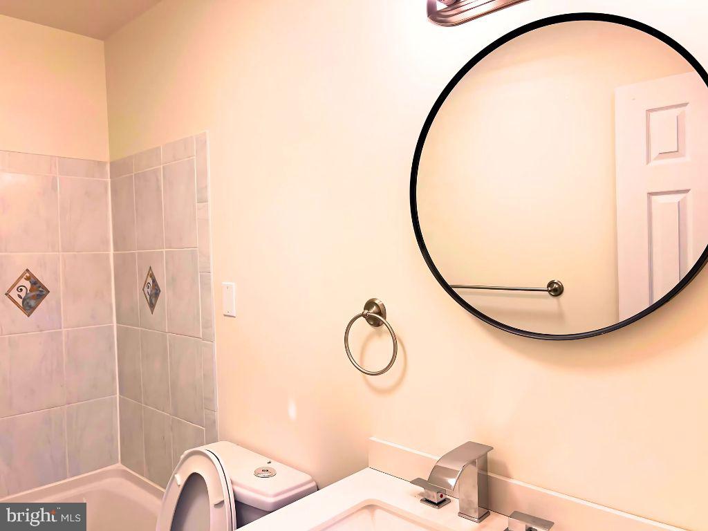 SQUIRES HILL - Residential Lease