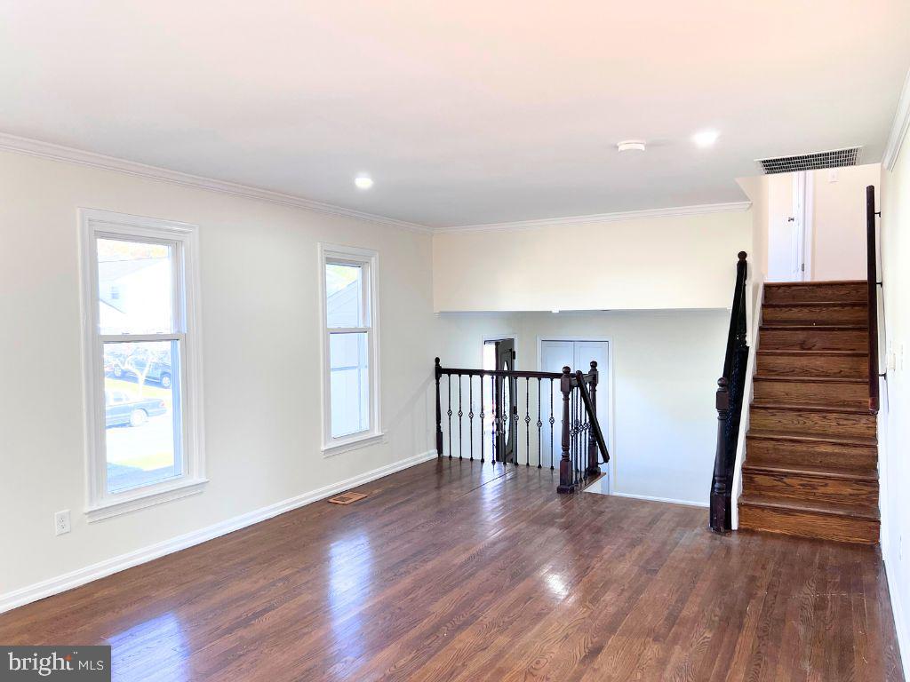 SQUIRES HILL - Residential Lease