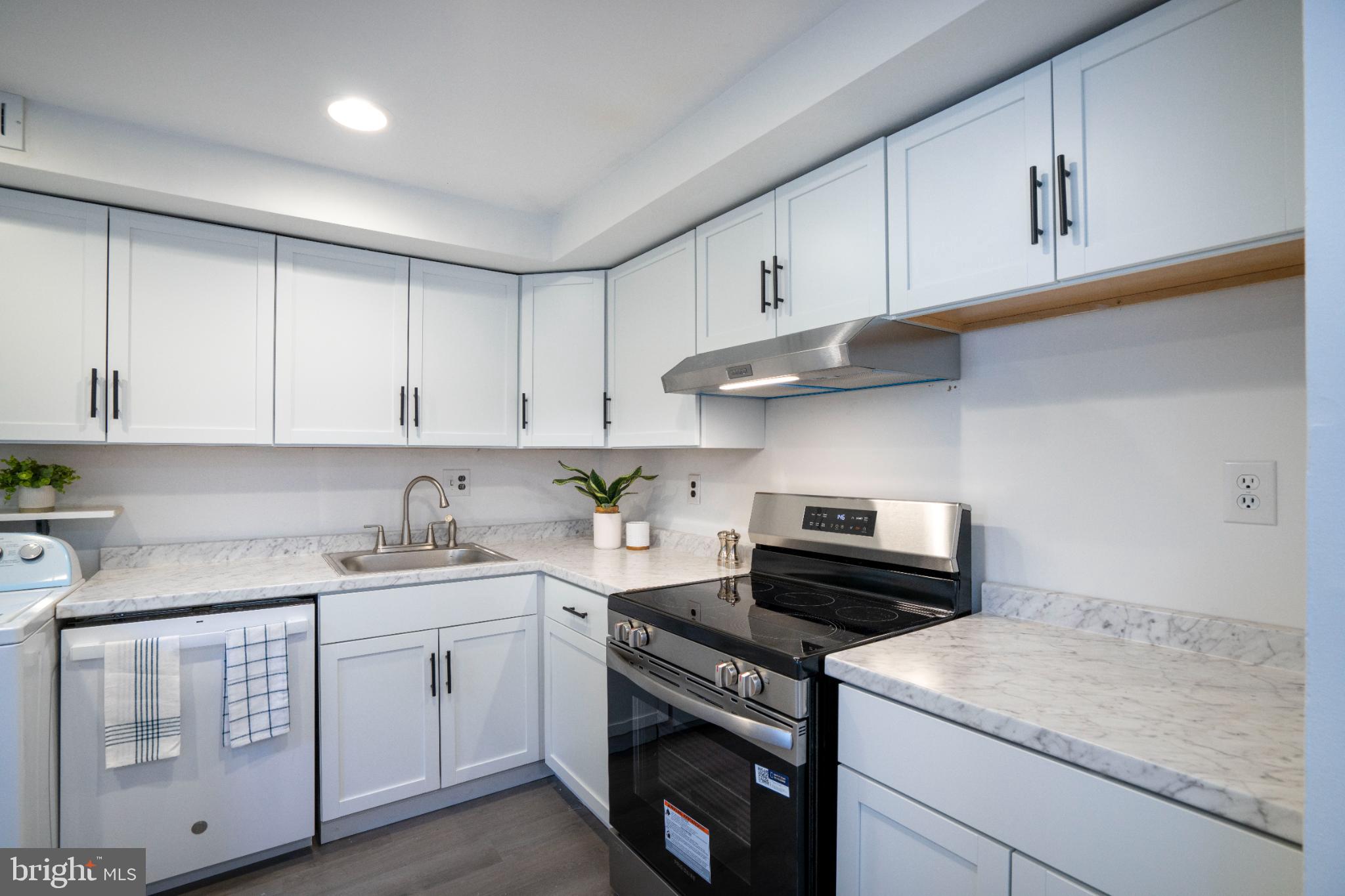 FOREST EDGE - Residential