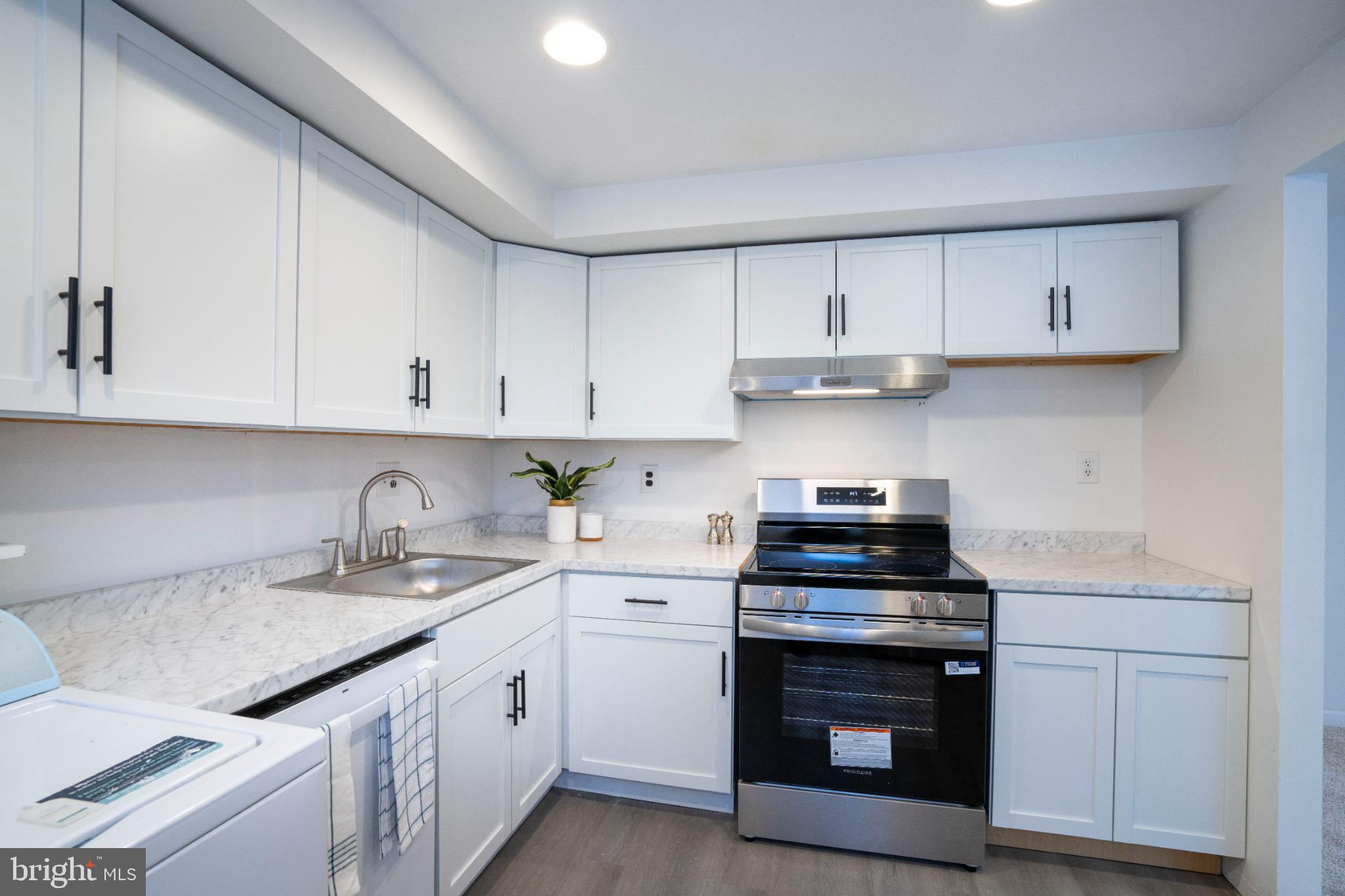 FOREST EDGE - Residential