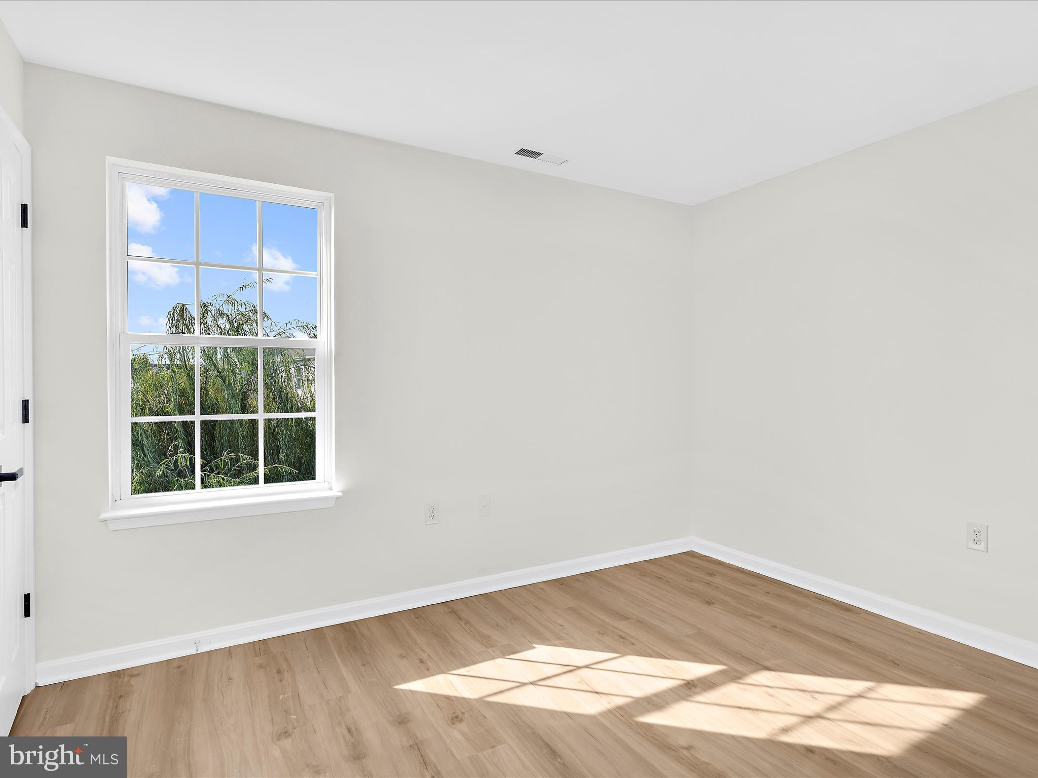 CAMBRIDGE - Residential