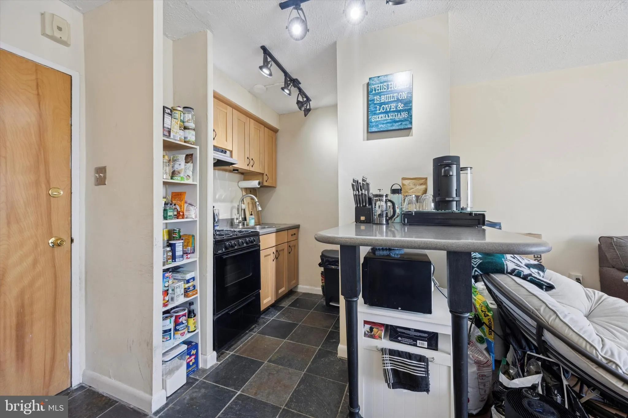 Philadelphia, Pennsylvania 19103, United States, 1 Bedroom Bedrooms, ,1 BathroomBathrooms,Residential,Active,85841