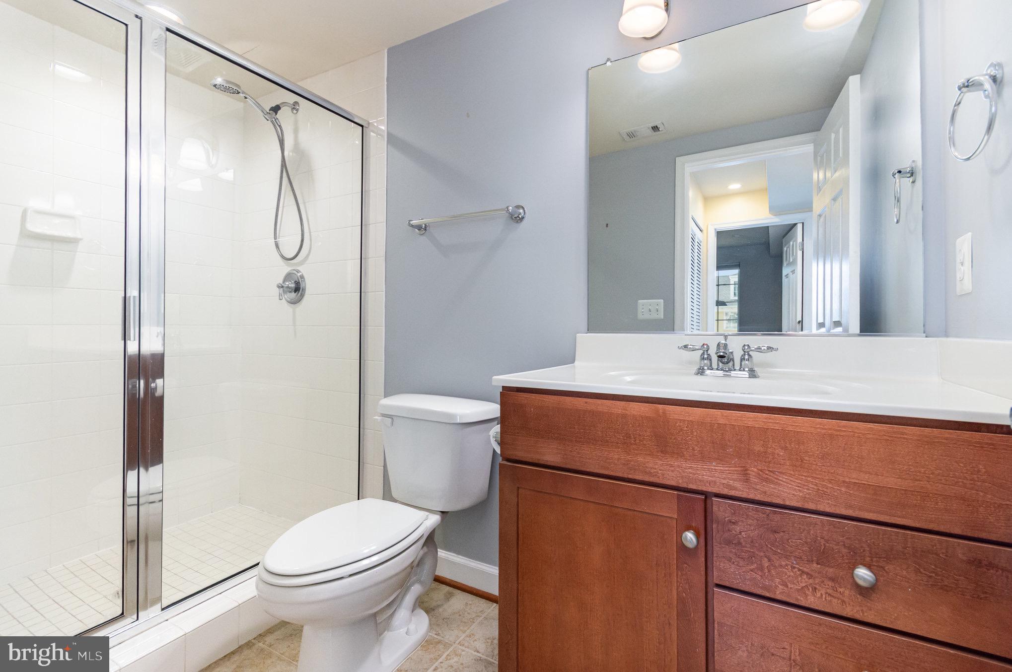 WEST VILLAGE OF SHIRLINGTON - Residential Lease