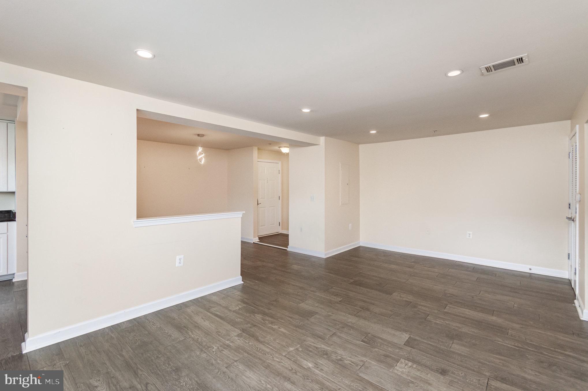 WEST VILLAGE OF SHIRLINGTON - Residential Lease