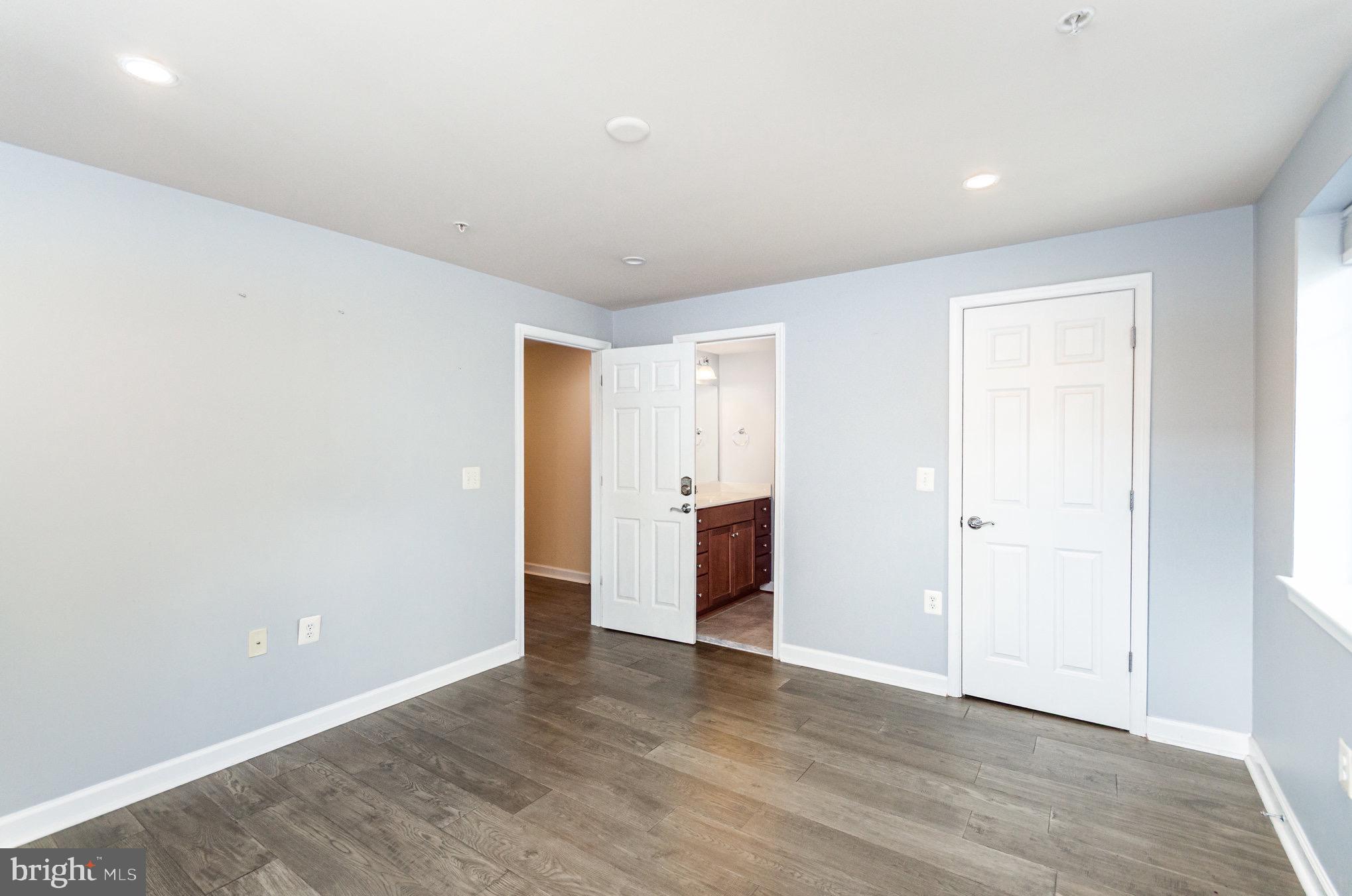 WEST VILLAGE OF SHIRLINGTON - Residential Lease