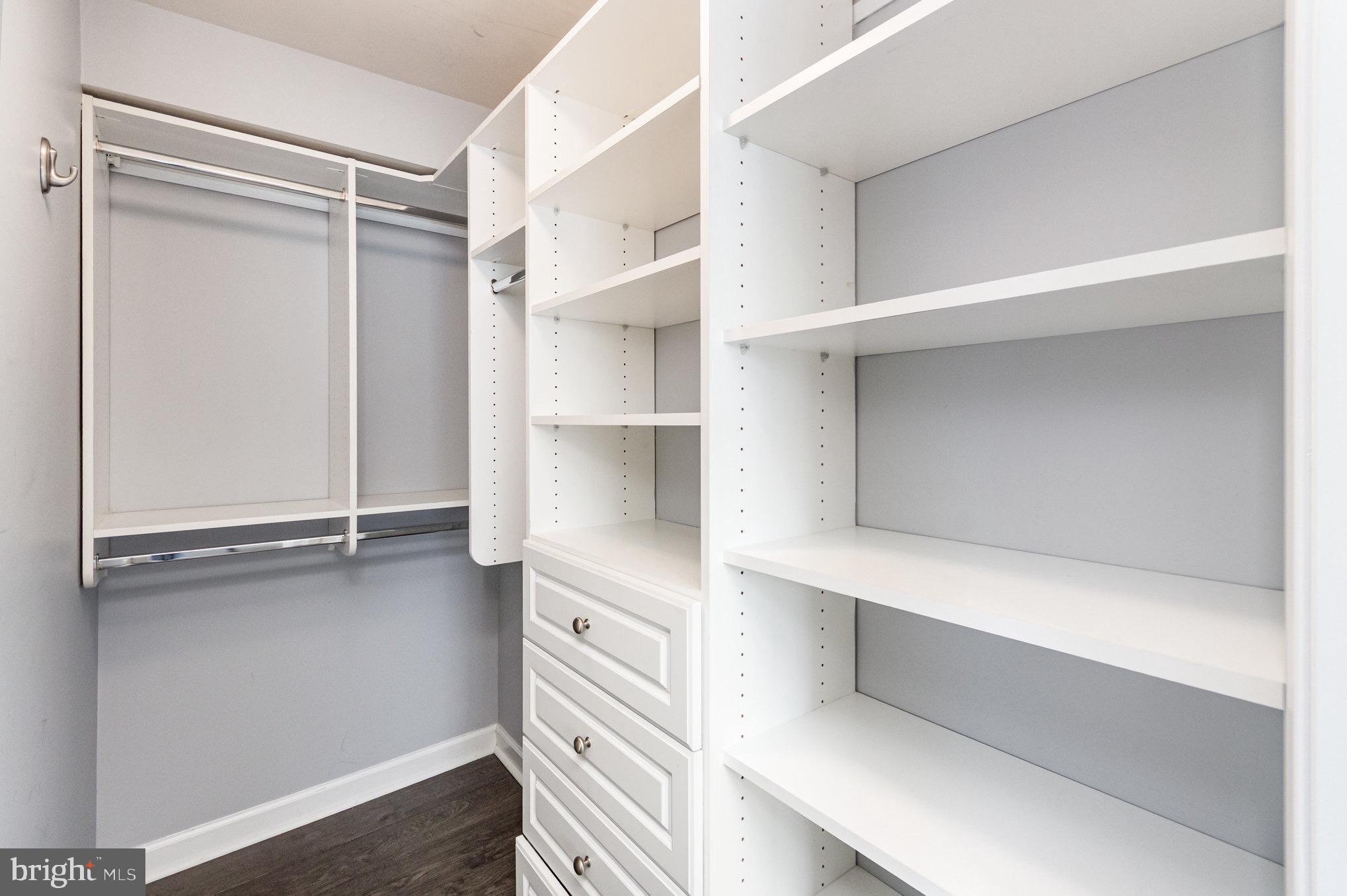 WEST VILLAGE OF SHIRLINGTON - Residential Lease