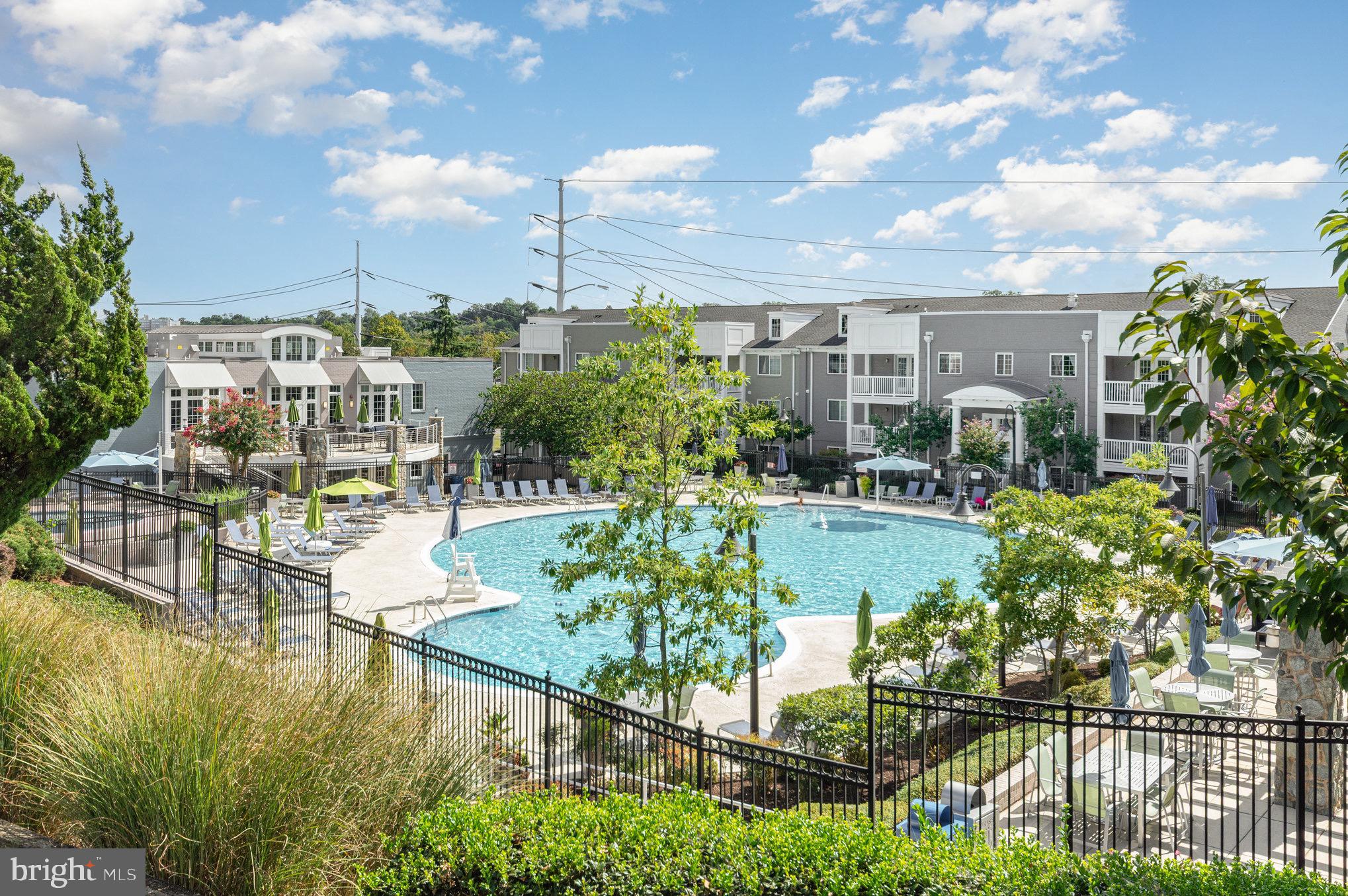 WEST VILLAGE OF SHIRLINGTON - Residential Lease