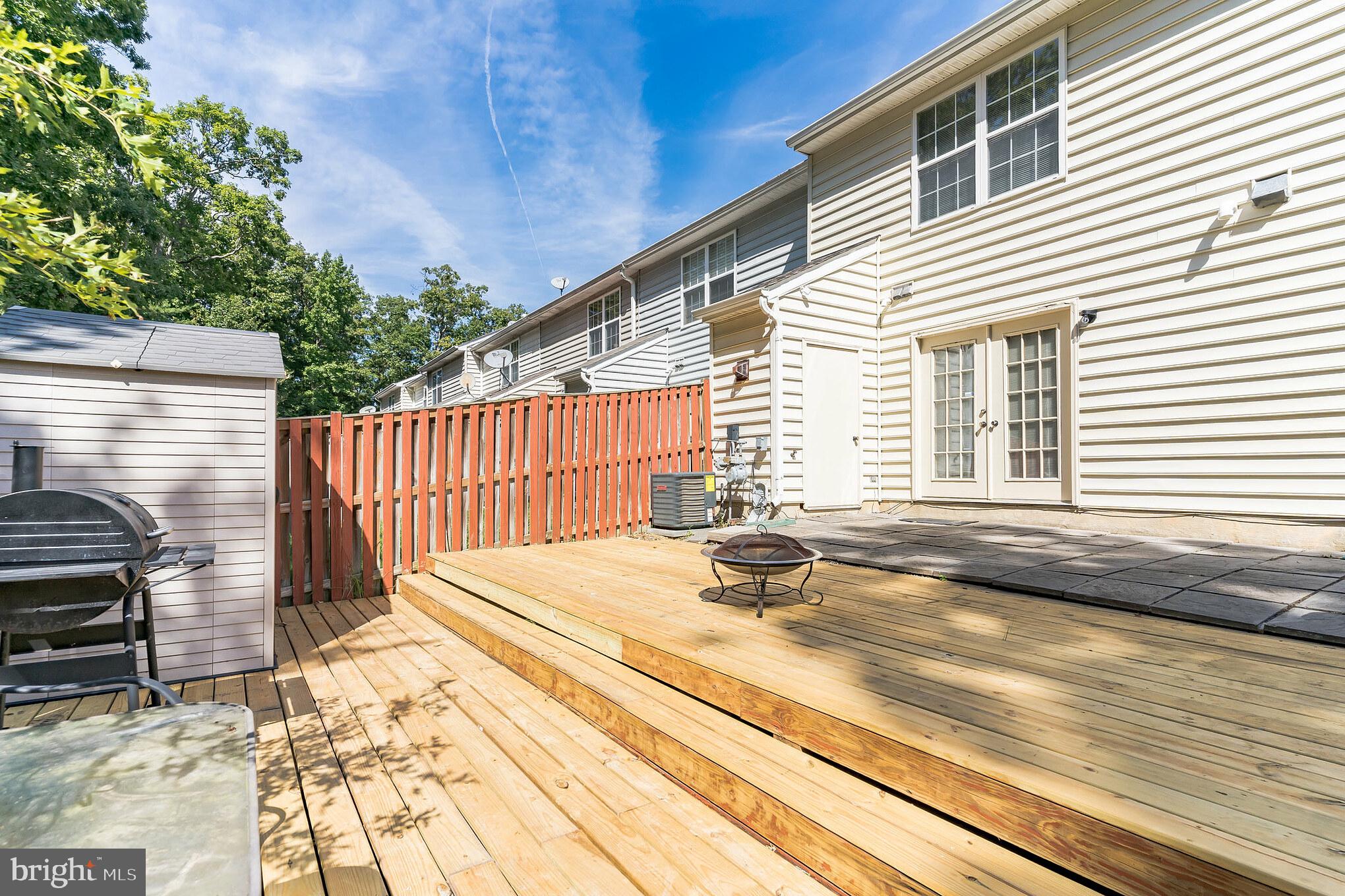 MEADOWS AT WHITE OAK - Residential