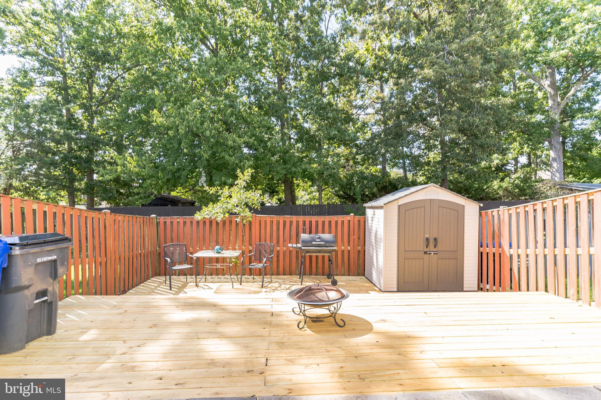 MEADOWS AT WHITE OAK - Residential