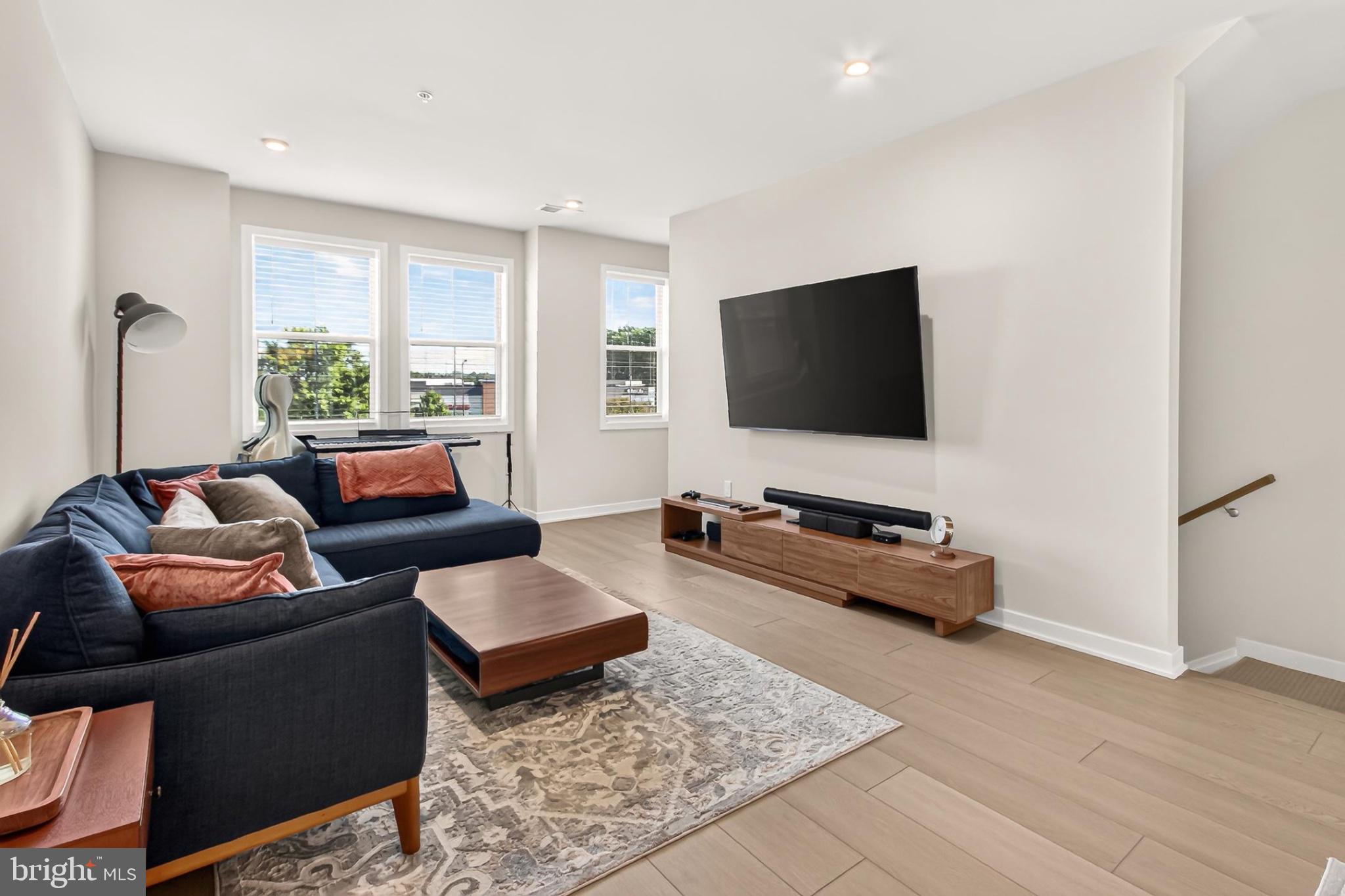 14437 GLEN MANOR DRIVE