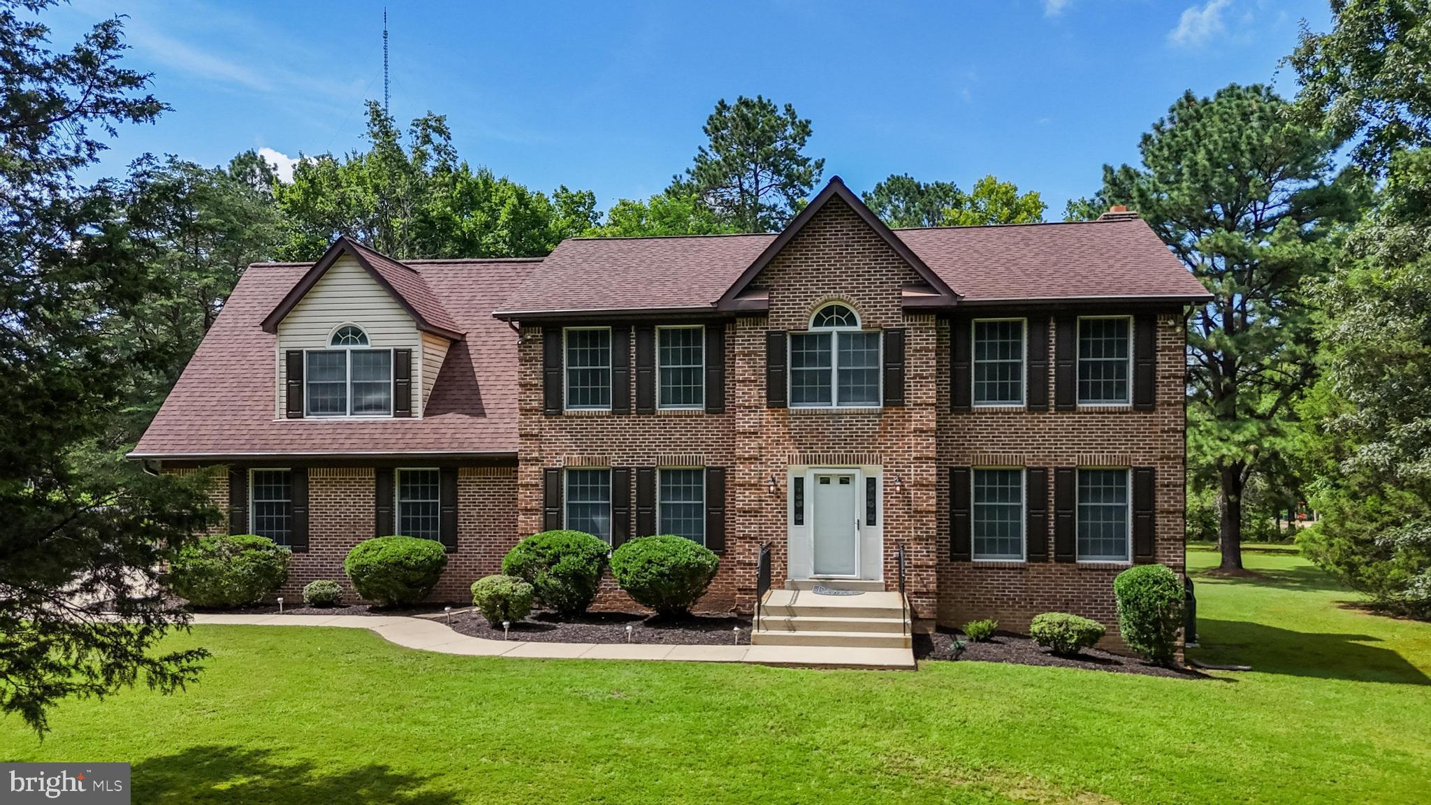 HERITAGE ESTATES - Residential