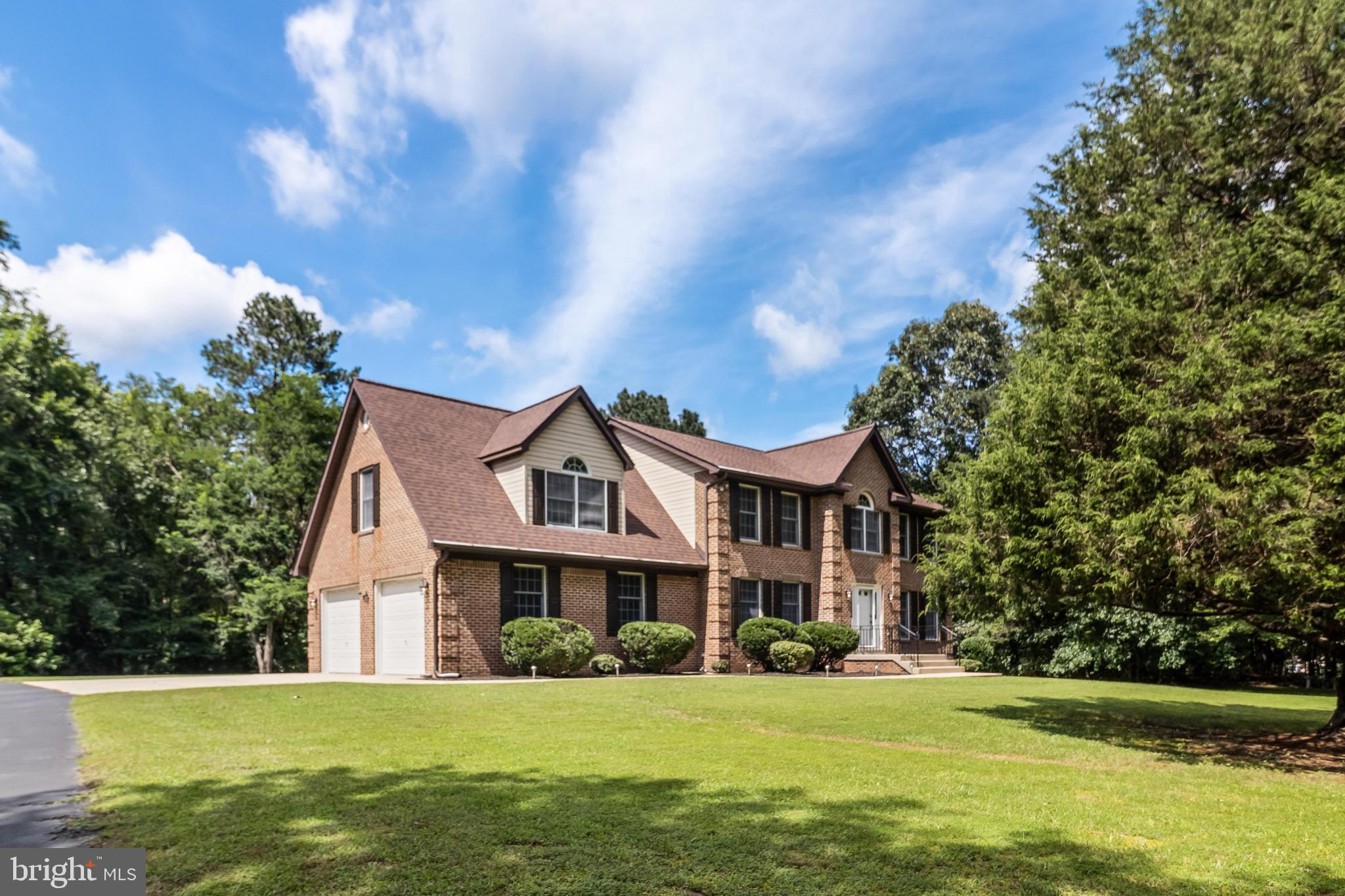 HERITAGE ESTATES - Residential