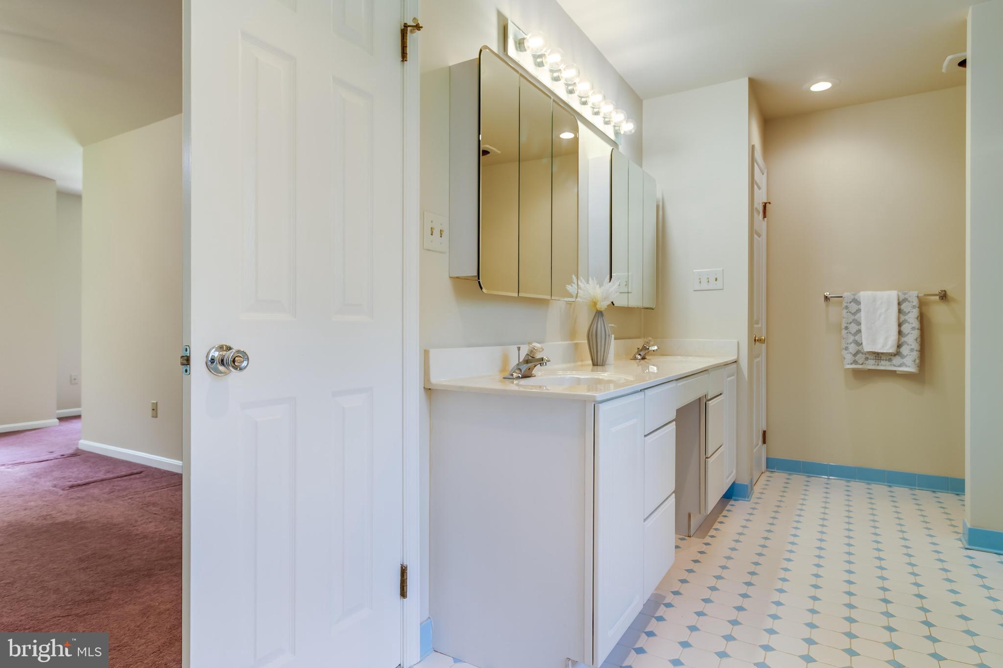 HERITAGE ESTATES - Residential