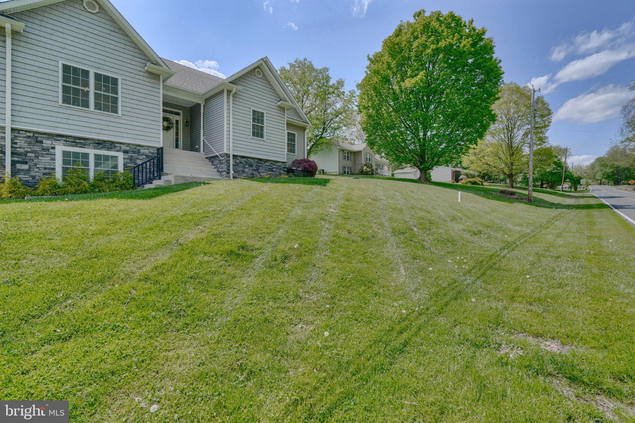 4302 HOWARD DRIVE
