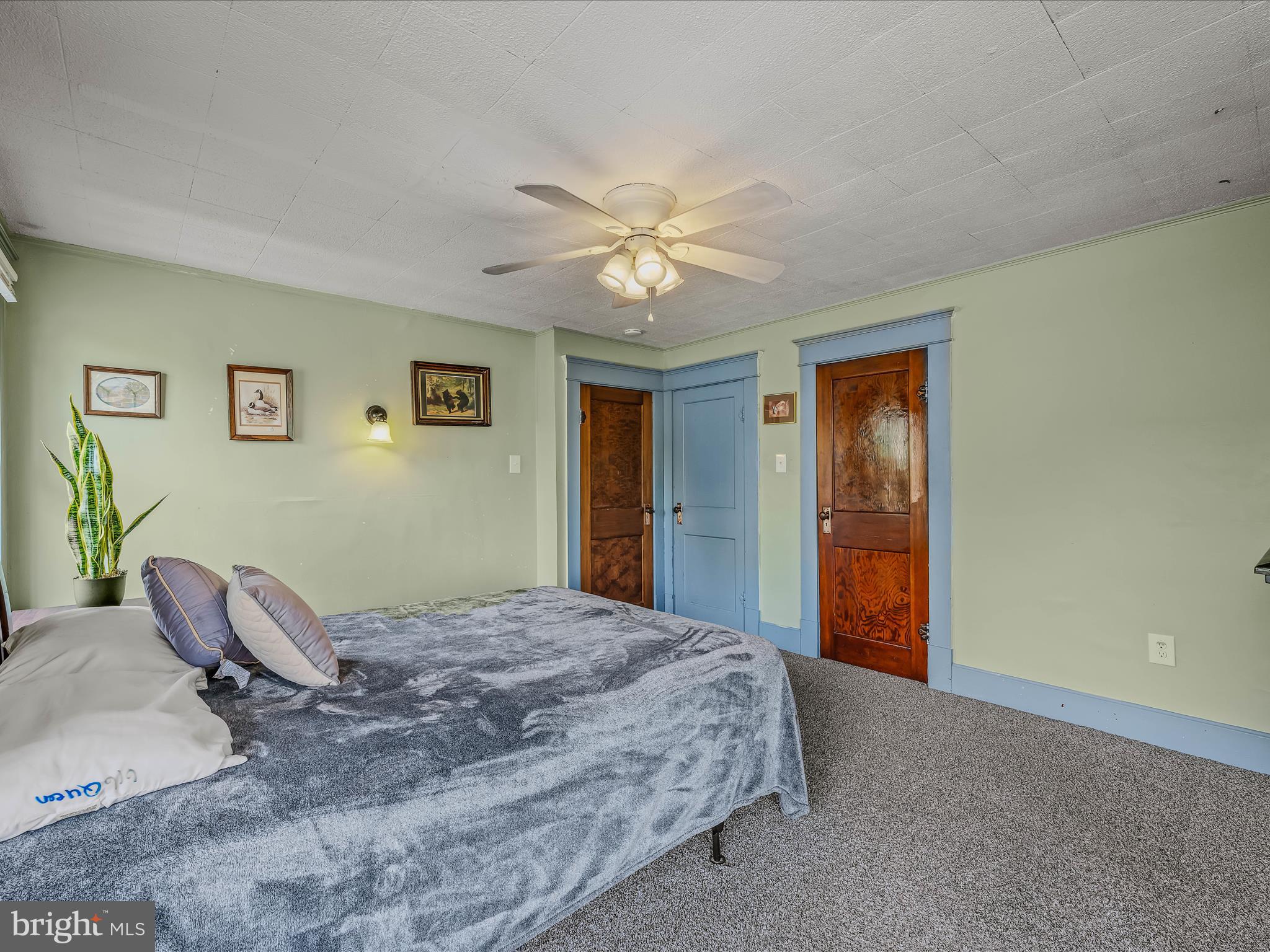 MARTINSBURG CITY - Residential