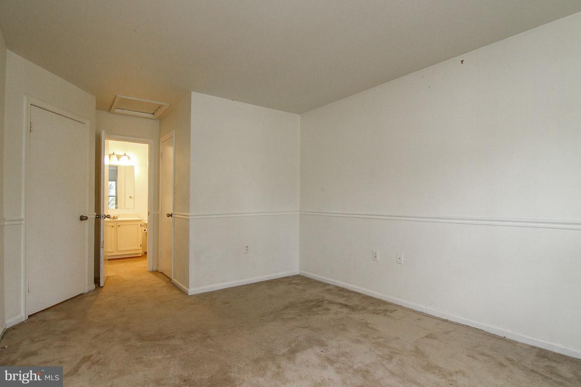 LAKE RIDGE - Residential Lease