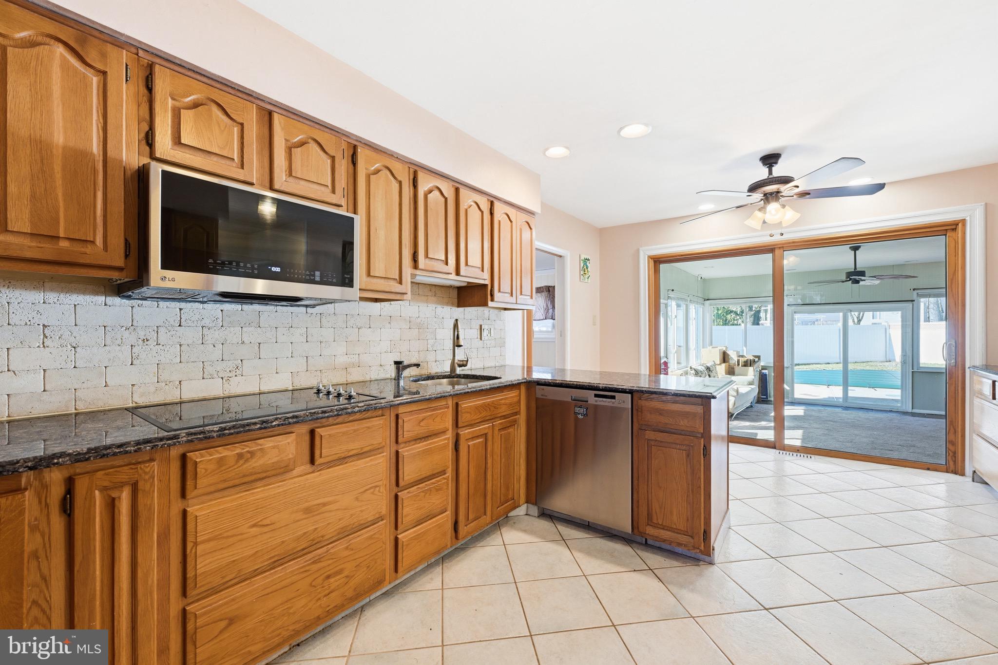 GLEN VIEW PARK - Residential