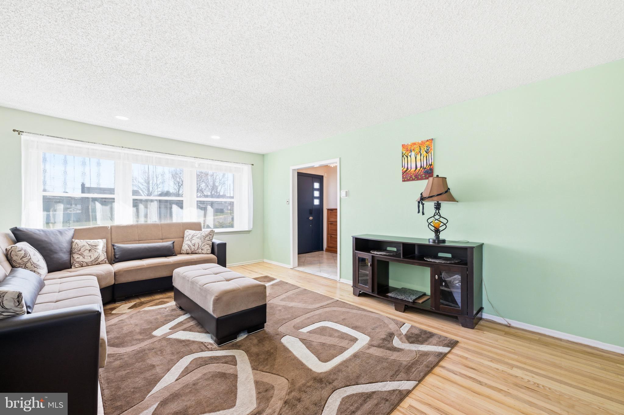 GLEN VIEW PARK - Residential