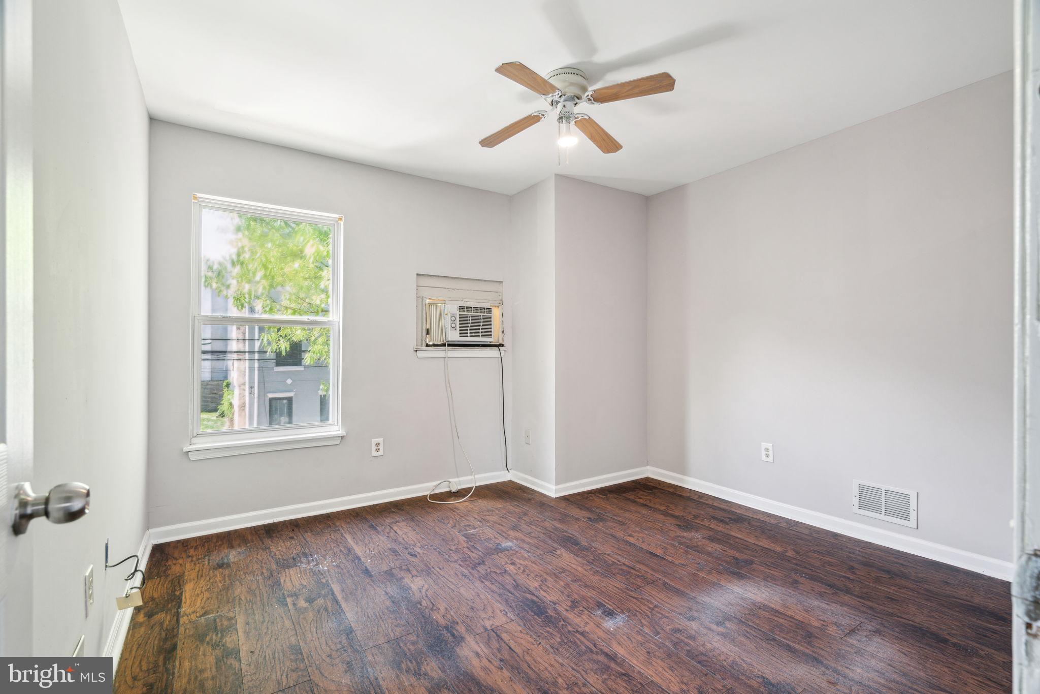 TEMPLE UNIVERSITY - Residential