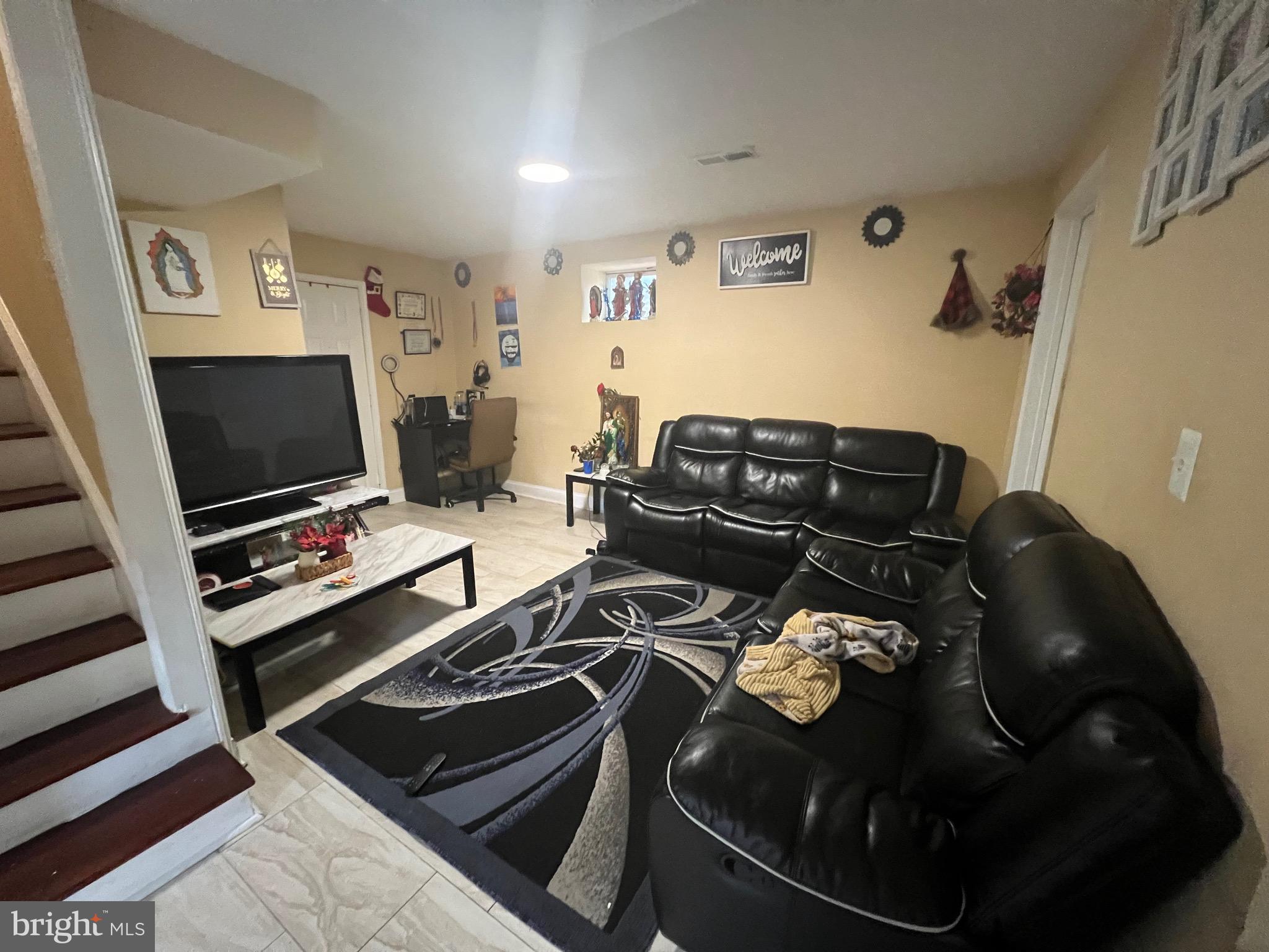 JOHN M KING - Residential