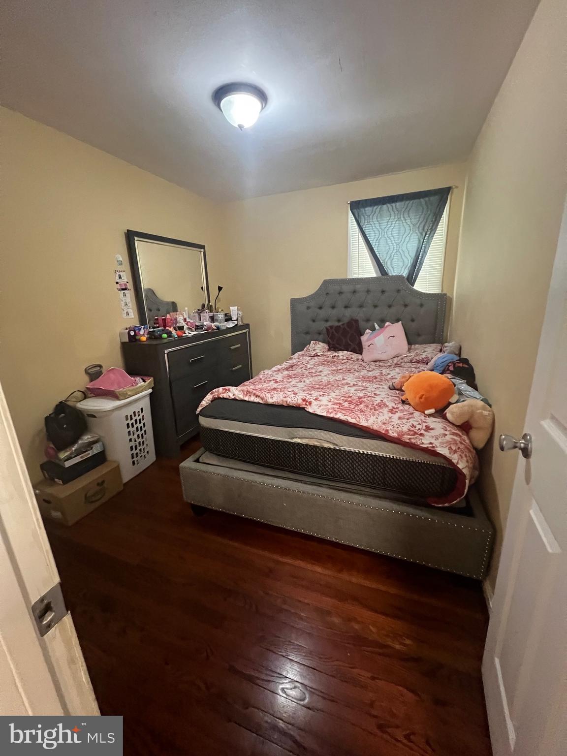 JOHN M KING - Residential