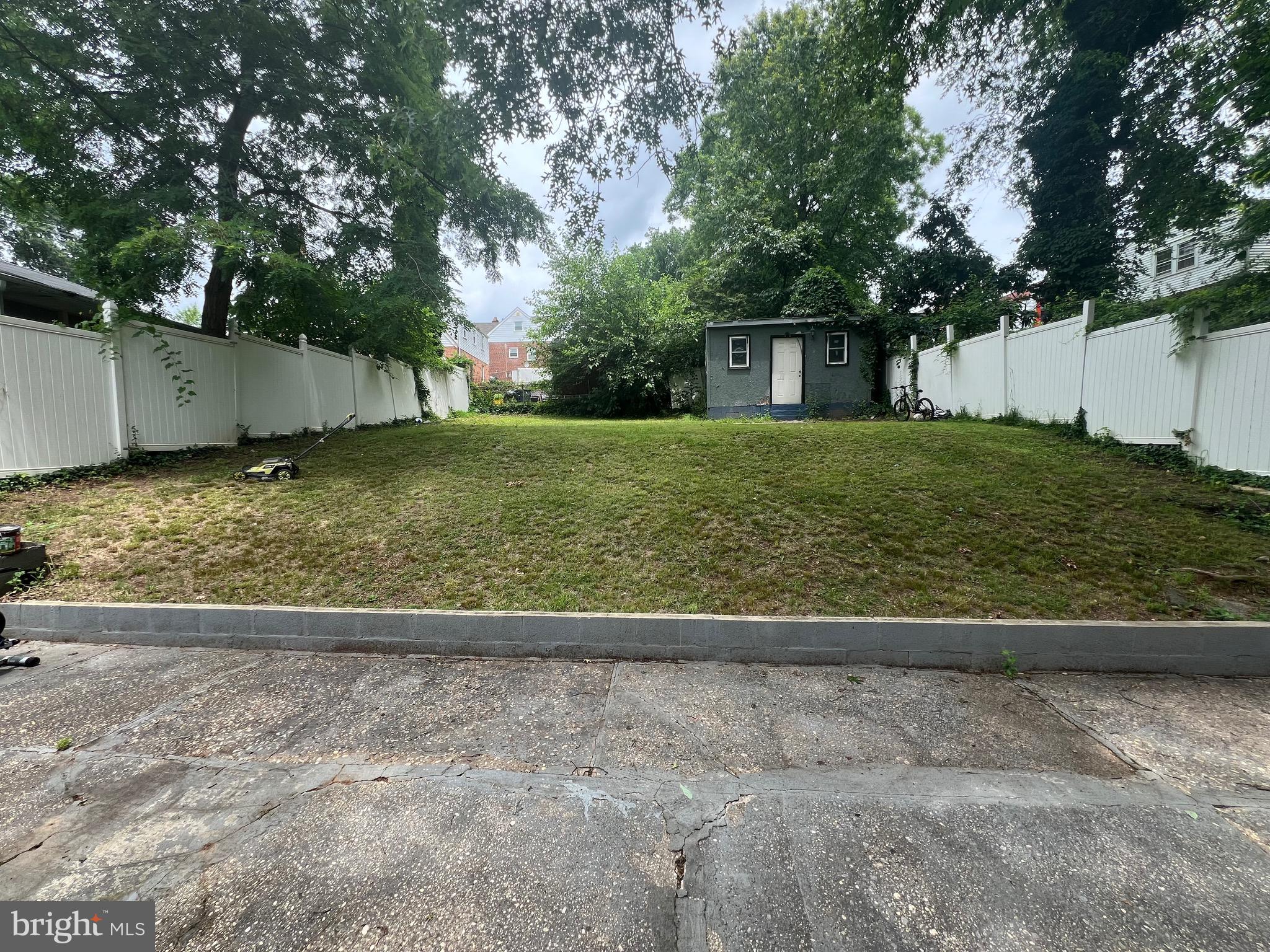 JOHN M KING - Residential