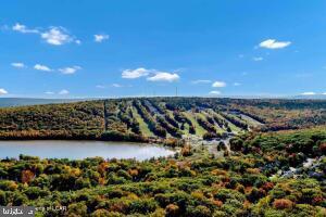 LAKE HARMONY ESTATES - Land