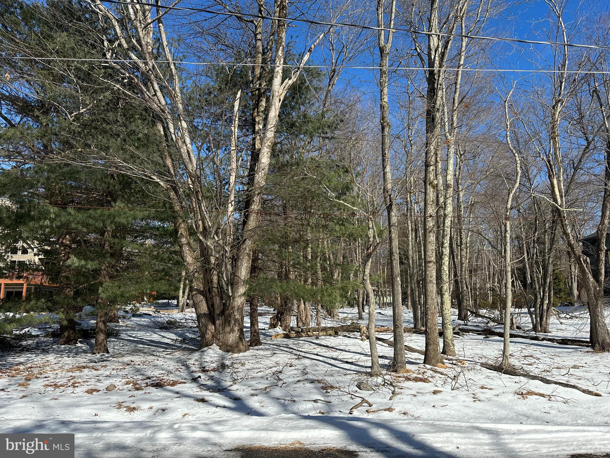 LAKE HARMONY ESTATES - Land