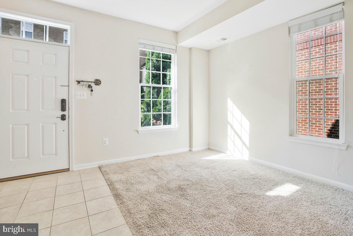 O'DONNELL SQUARE - Residential Lease